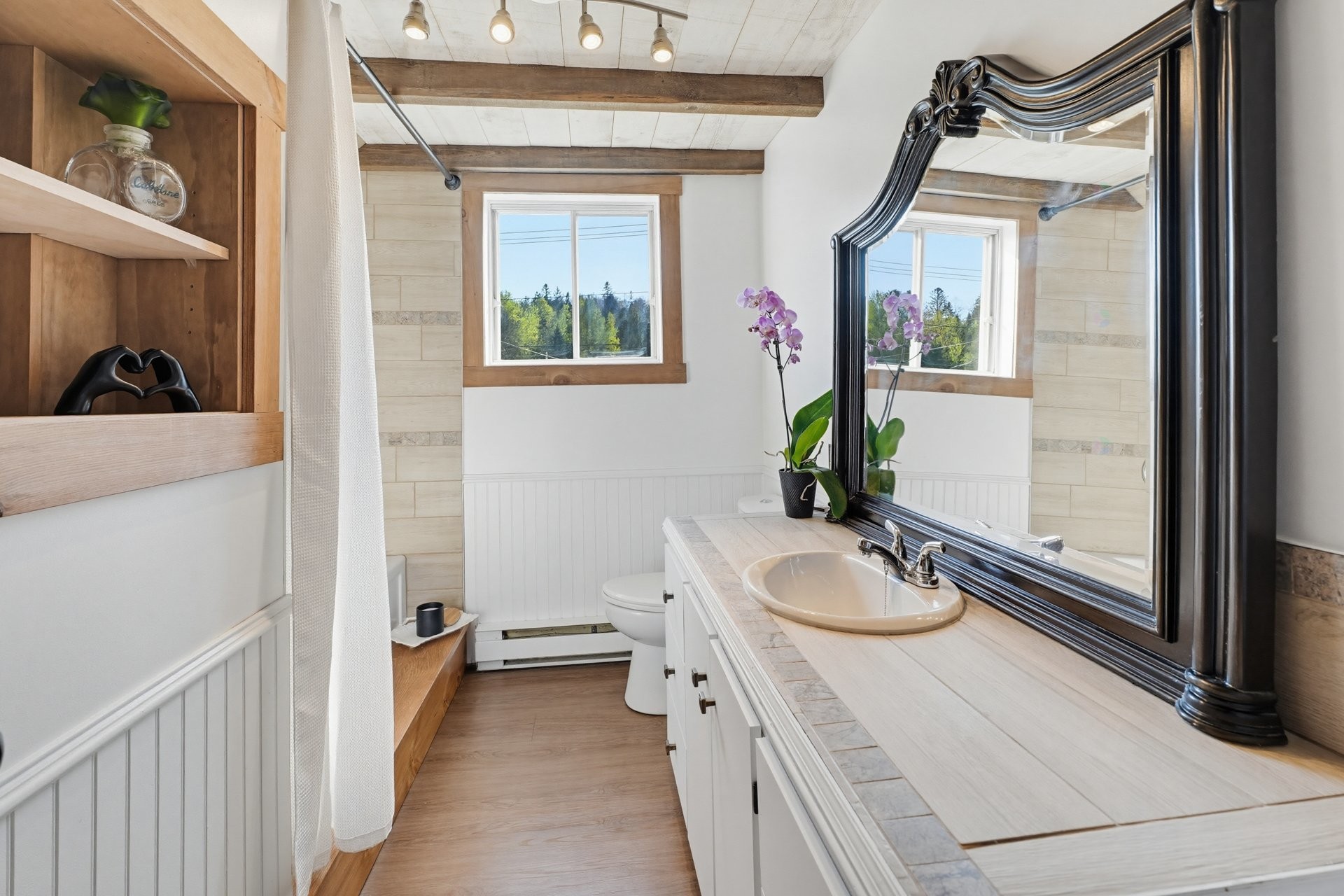 









23


Rue des Saules

,
Notre-Dame-de-la-Salette,




QC
J0X2L0


