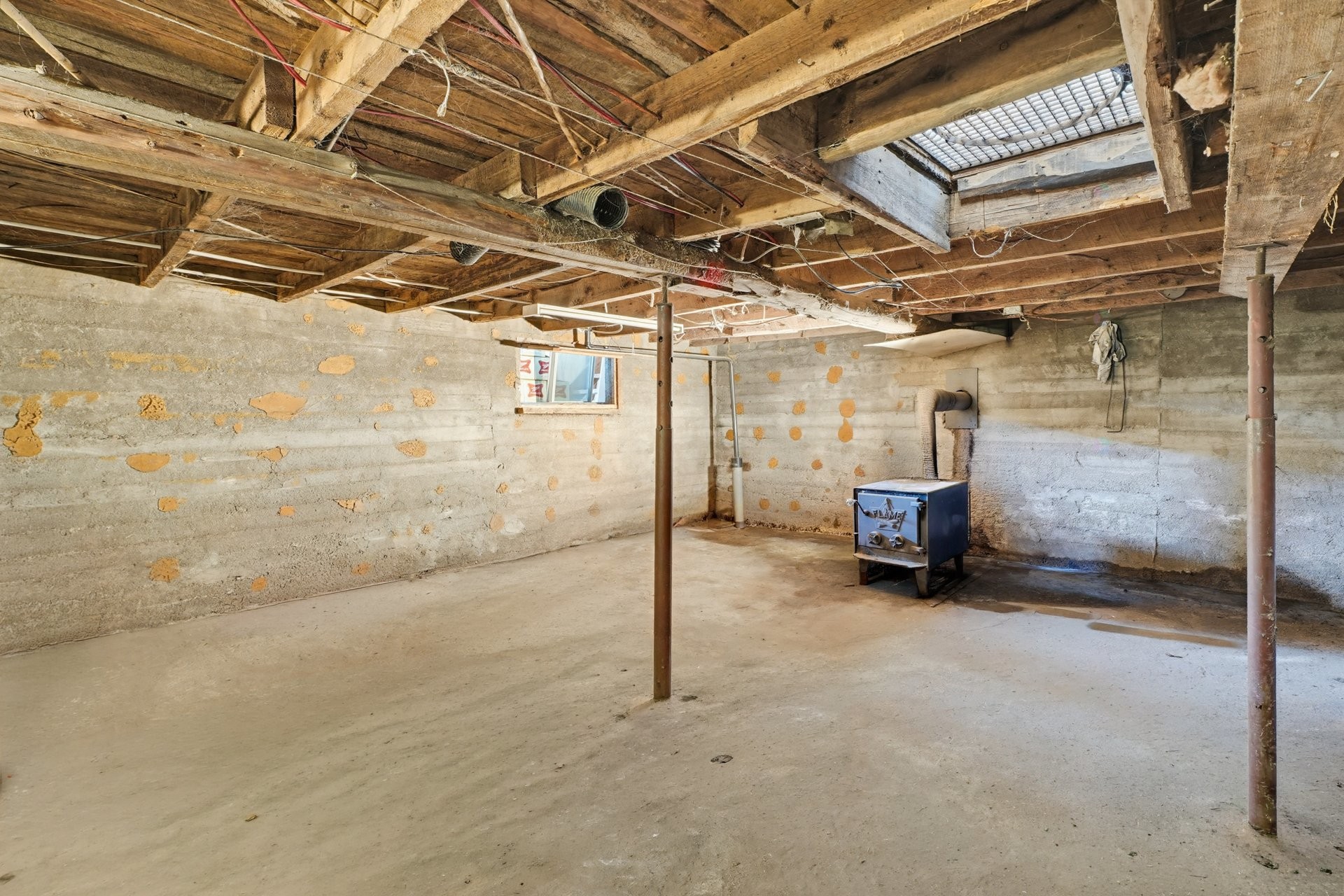 









23


Rue des Saules

,
Notre-Dame-de-la-Salette,




QC
J0X2L0

