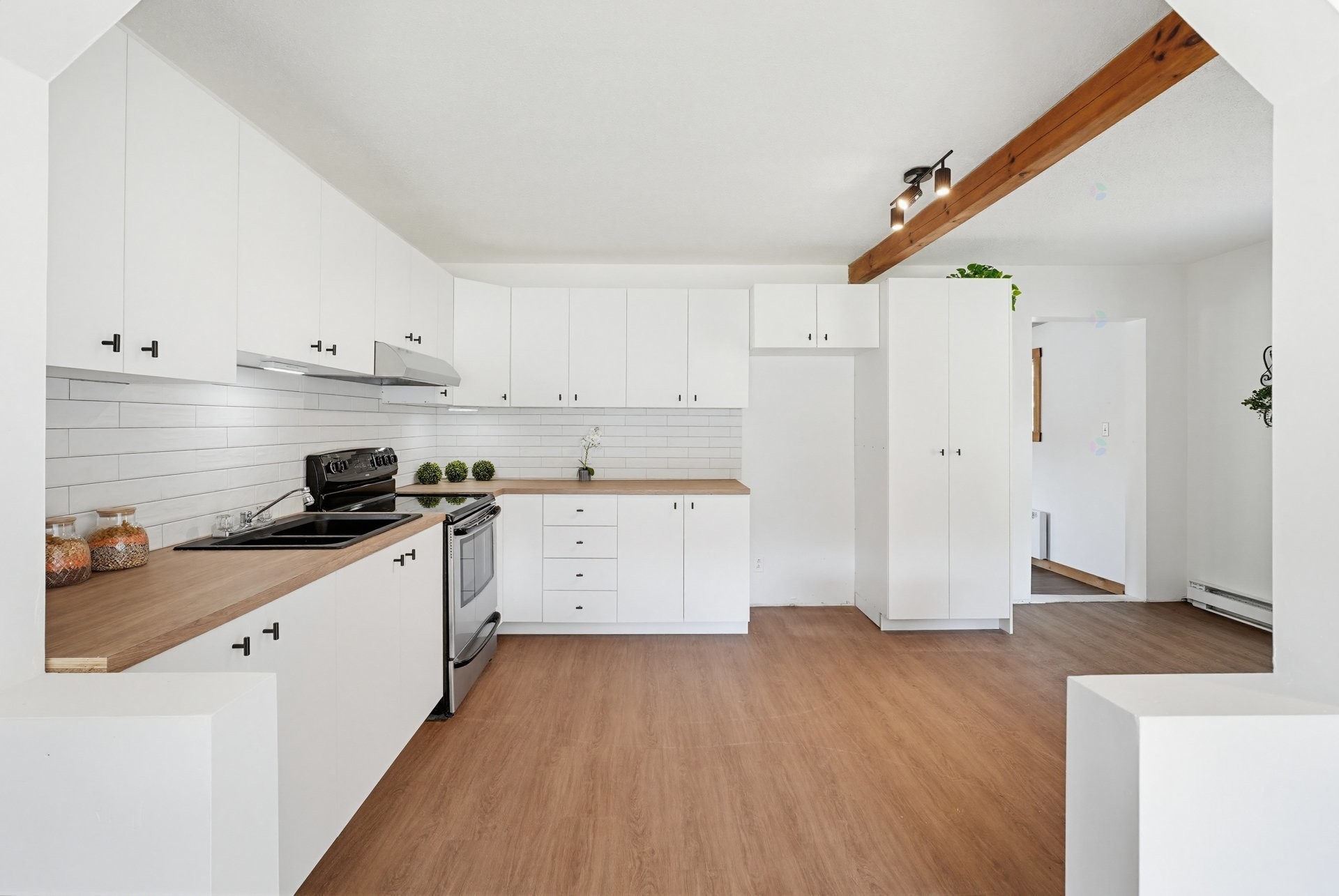 









23


Rue des Saules

,
Notre-Dame-de-la-Salette,




QC
J0X2L0


