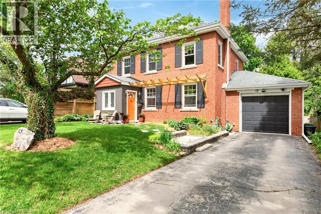 












13 TWEEDSMUIR Avenue

,
Dundas,




Ontario
L9H4H6

