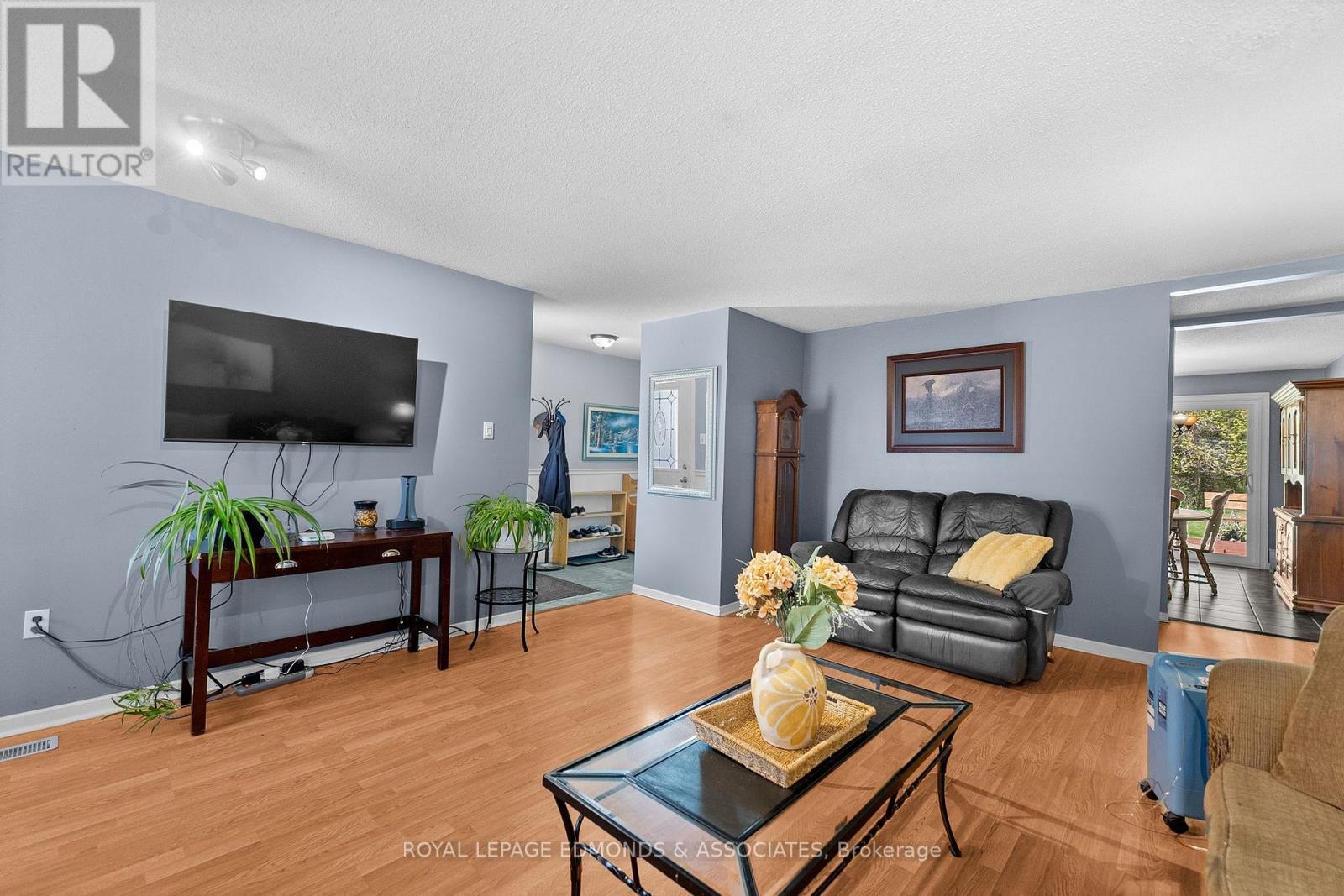 












346 HILA ROAD

,
Whitewater Region,




Ontario
K8A6W3

