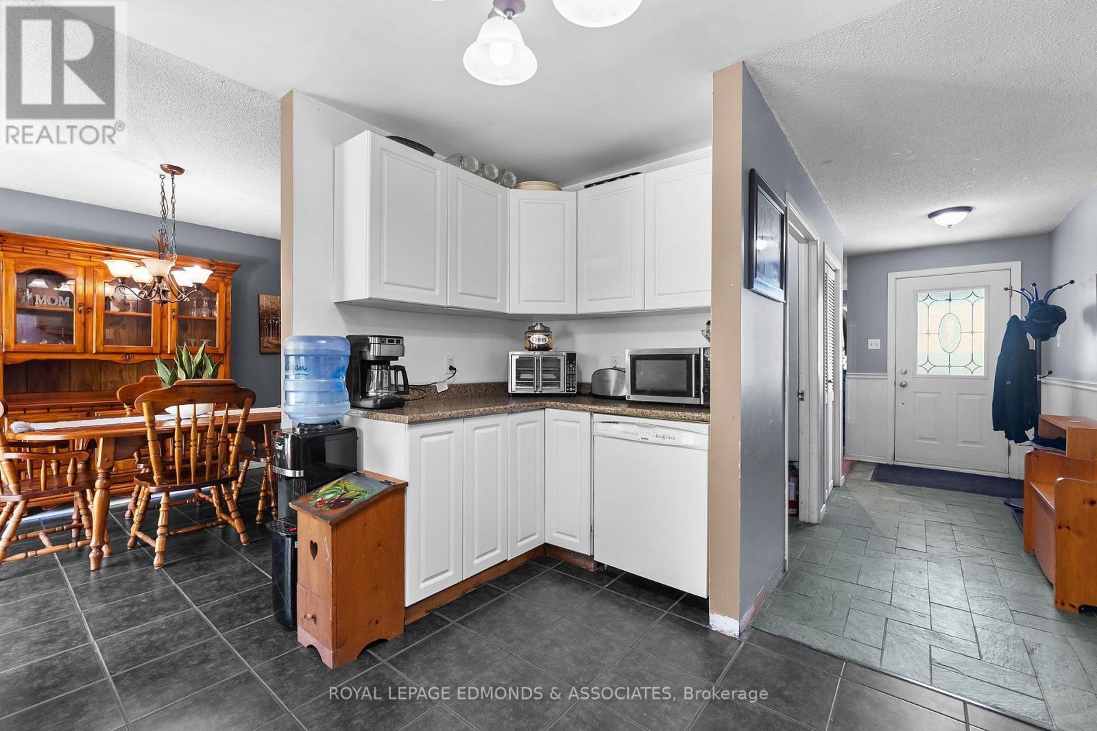 












346 HILA ROAD

,
Whitewater Region,




Ontario
K8A6W3

