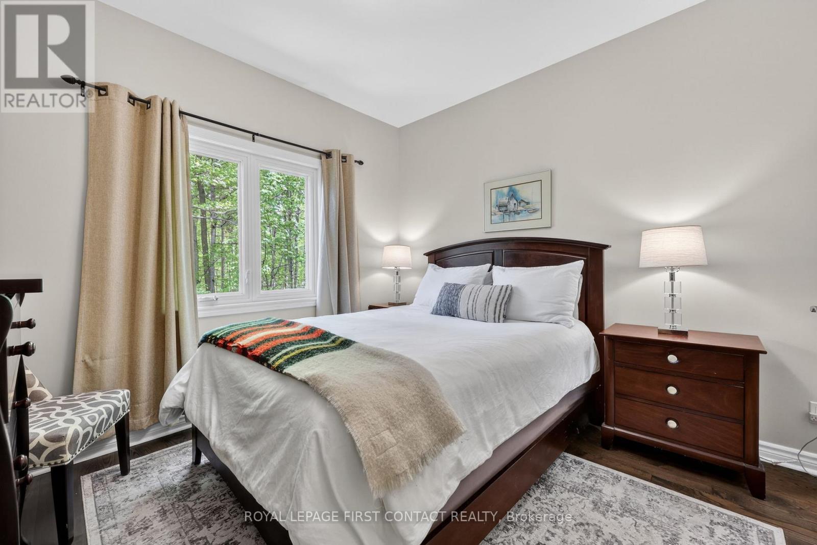 












43 BOYD CRESCENT

,
Oro-Medonte,




Ontario
L0K1N0

