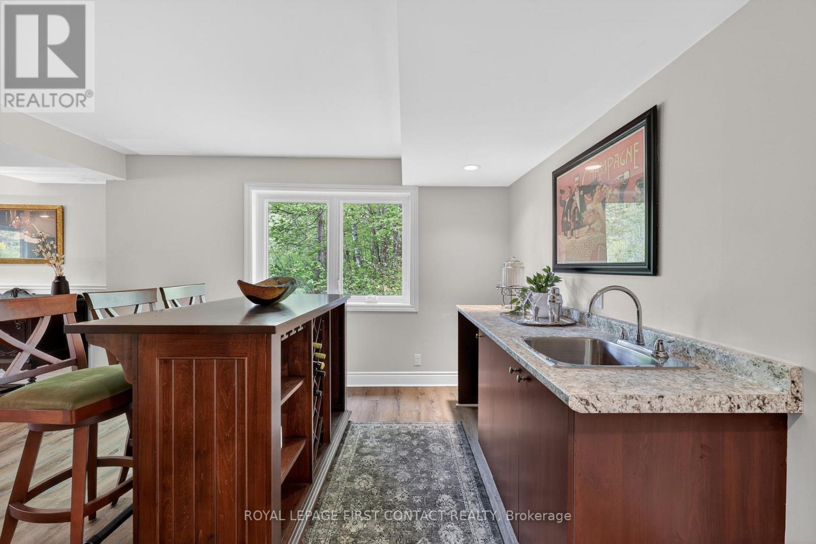 












43 BOYD CRESCENT

,
Oro-Medonte,




Ontario
L0K1N0

