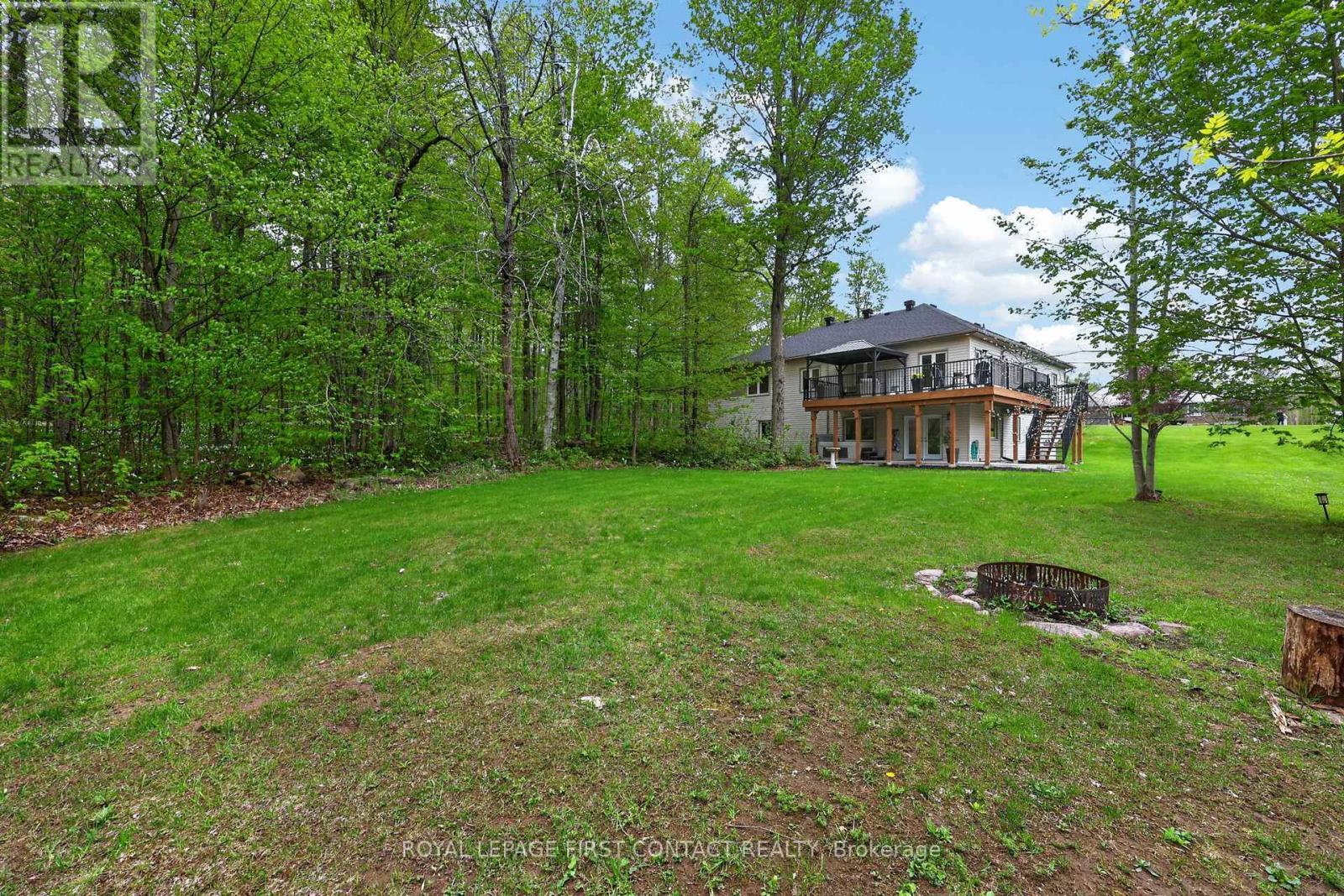 












43 BOYD CRESCENT

,
Oro-Medonte,




Ontario
L0K1N0

