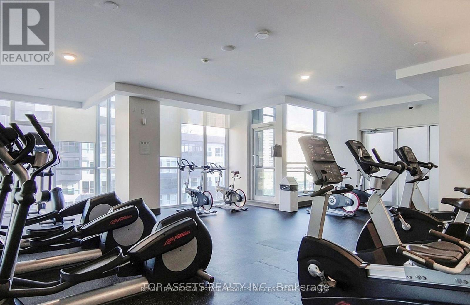 












3009 - 4070 CONFEDERATION PARKWAY

,
Mississauga,




Ontario
L5B0E9


