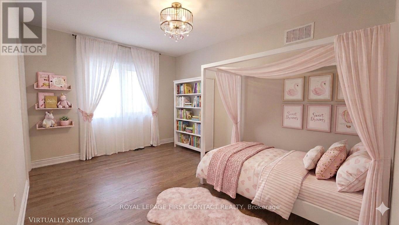 












113 BEARBERRY ROAD

,
Springwater,




Ontario
L0L1Y3

