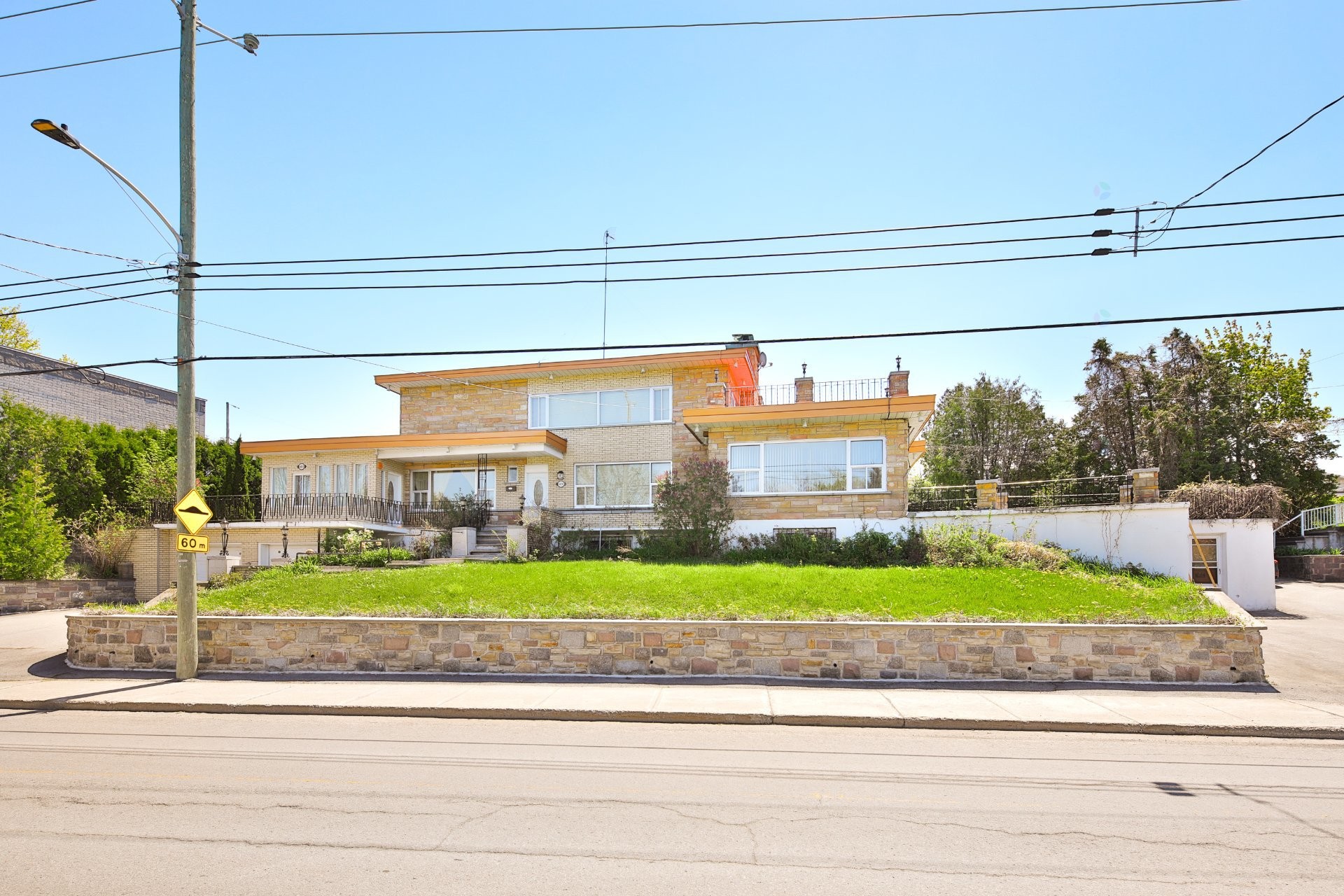 









6450


Boul. Gouin E.

,
Montréal (Montréal-Nord),




QC
H1G1C3

