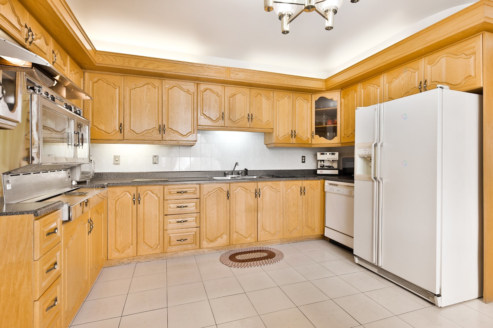 









6450


Boul. Gouin E.

,
Montréal (Montréal-Nord),




QC
H1G1C3

