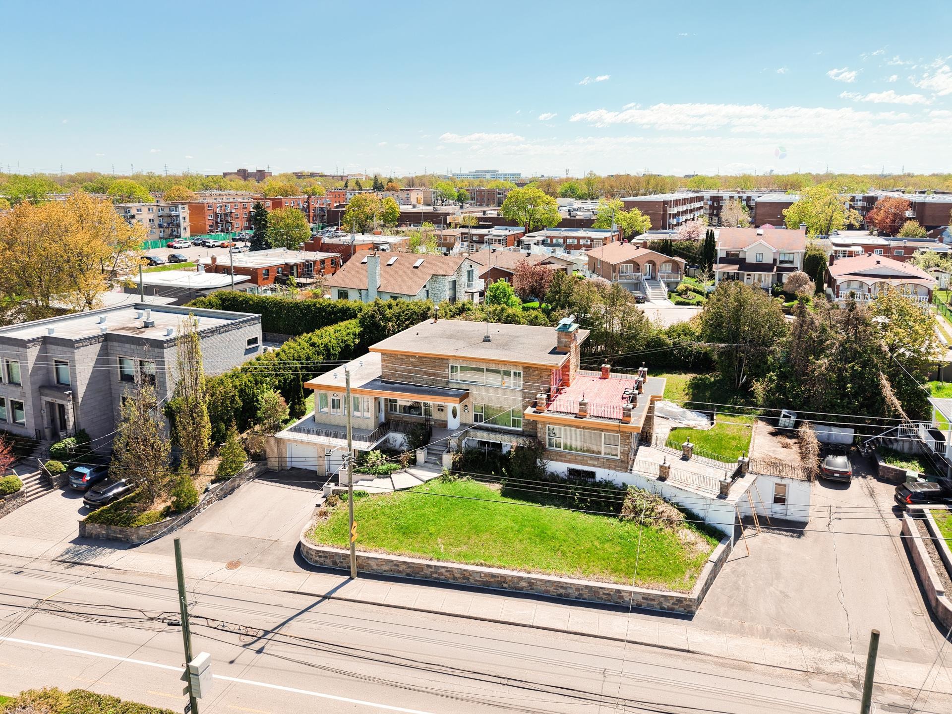 









6450


Boul. Gouin E.

,
Montréal (Montréal-Nord),




QC
H1G1C3

