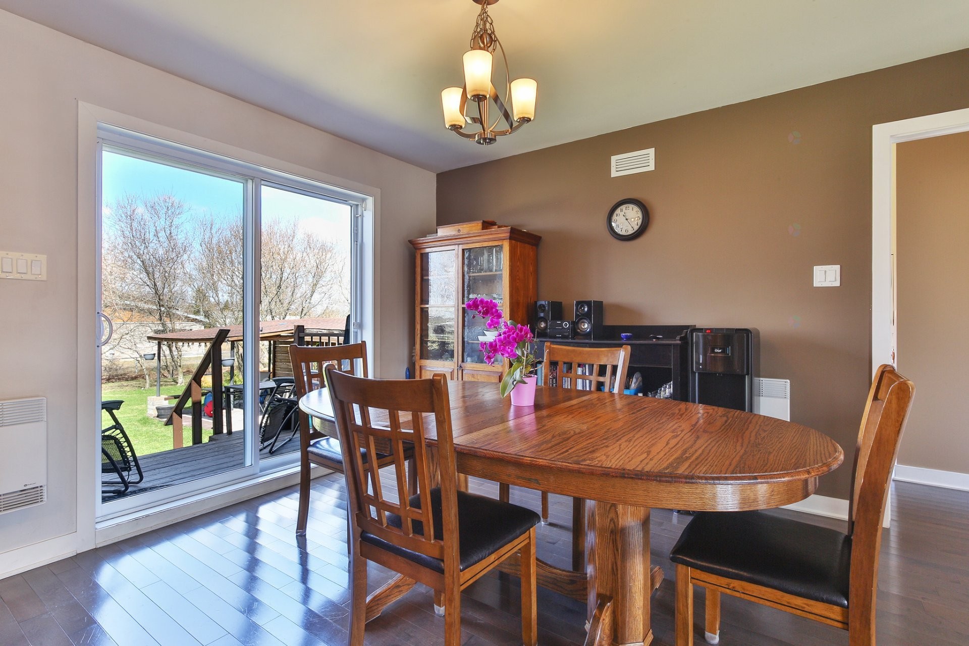 









409


Rue Boulais

,
Saint-Alexandre,




QC
J0J1S0

