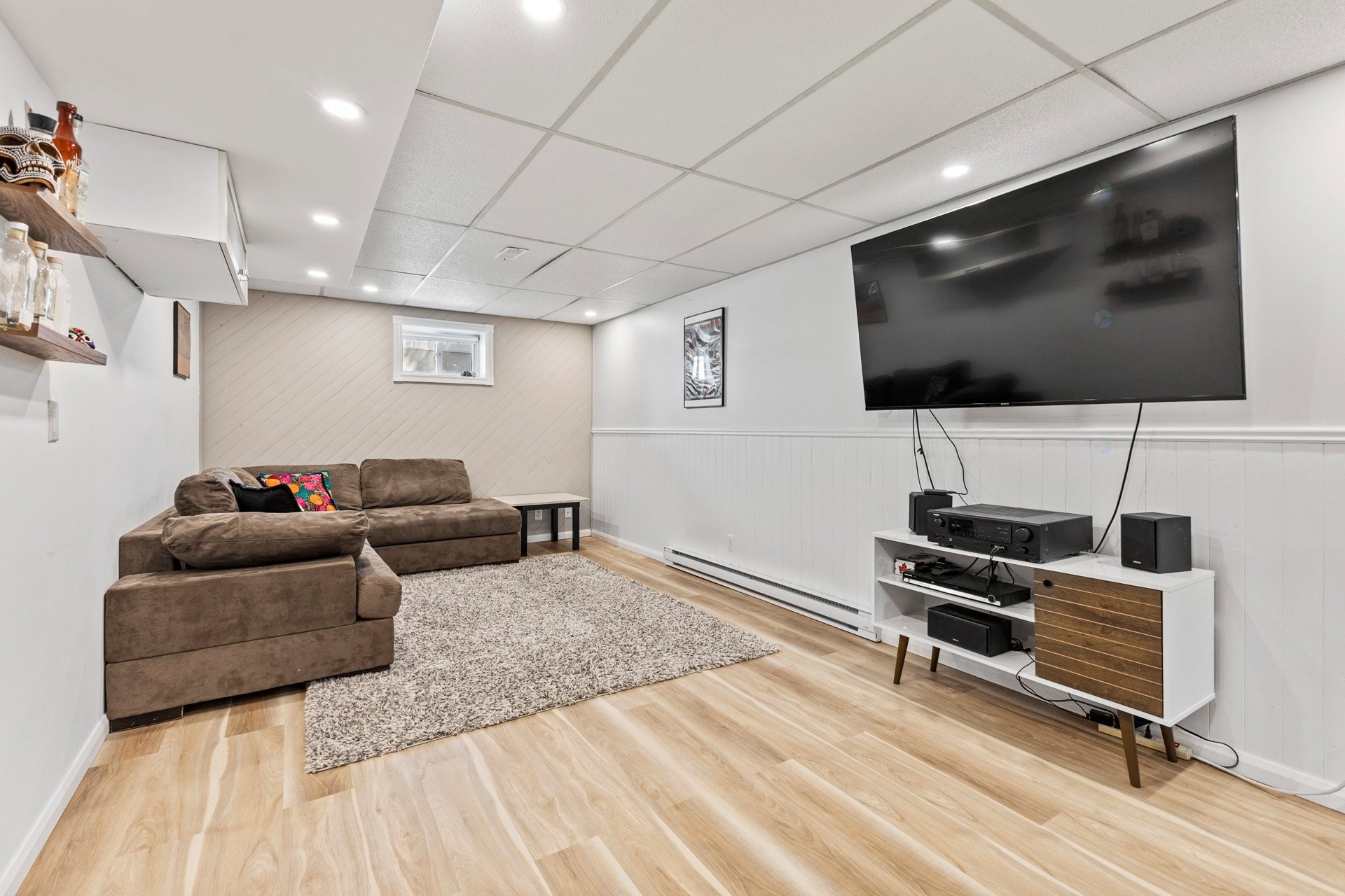 









67


22e Avenue

,
Pincourt,




QC
J7W4S2

