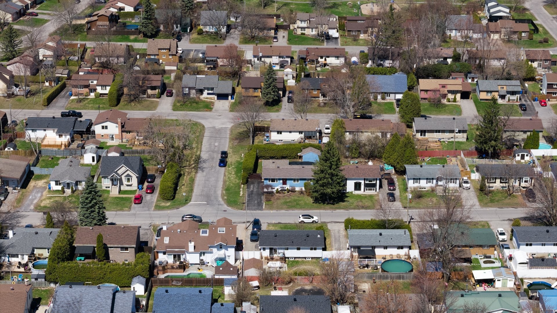 









67


22e Avenue

,
Pincourt,




QC
J7W4S2

