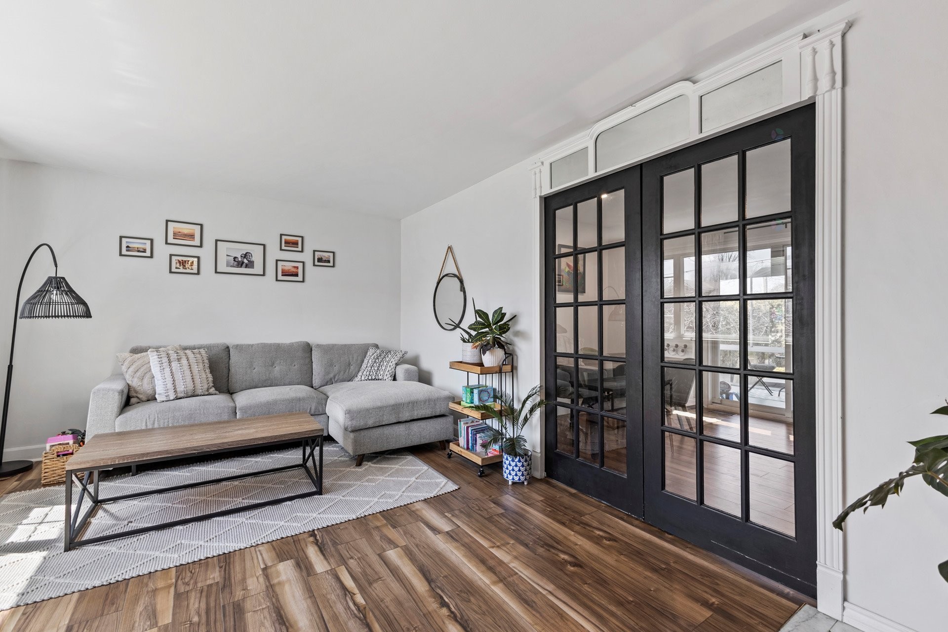









67


22e Avenue

,
Pincourt,




QC
J7W4S2

