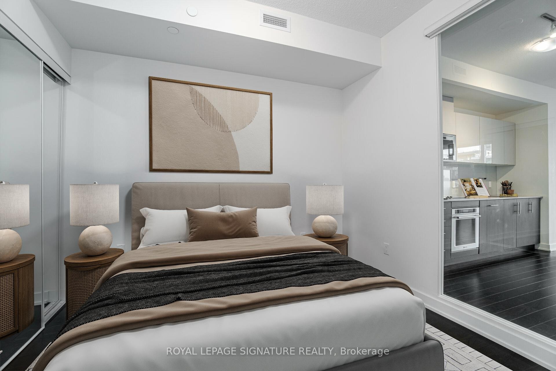 









330


Richmond

Street West, 811,
Toronto,




ON
M5V 1X2

