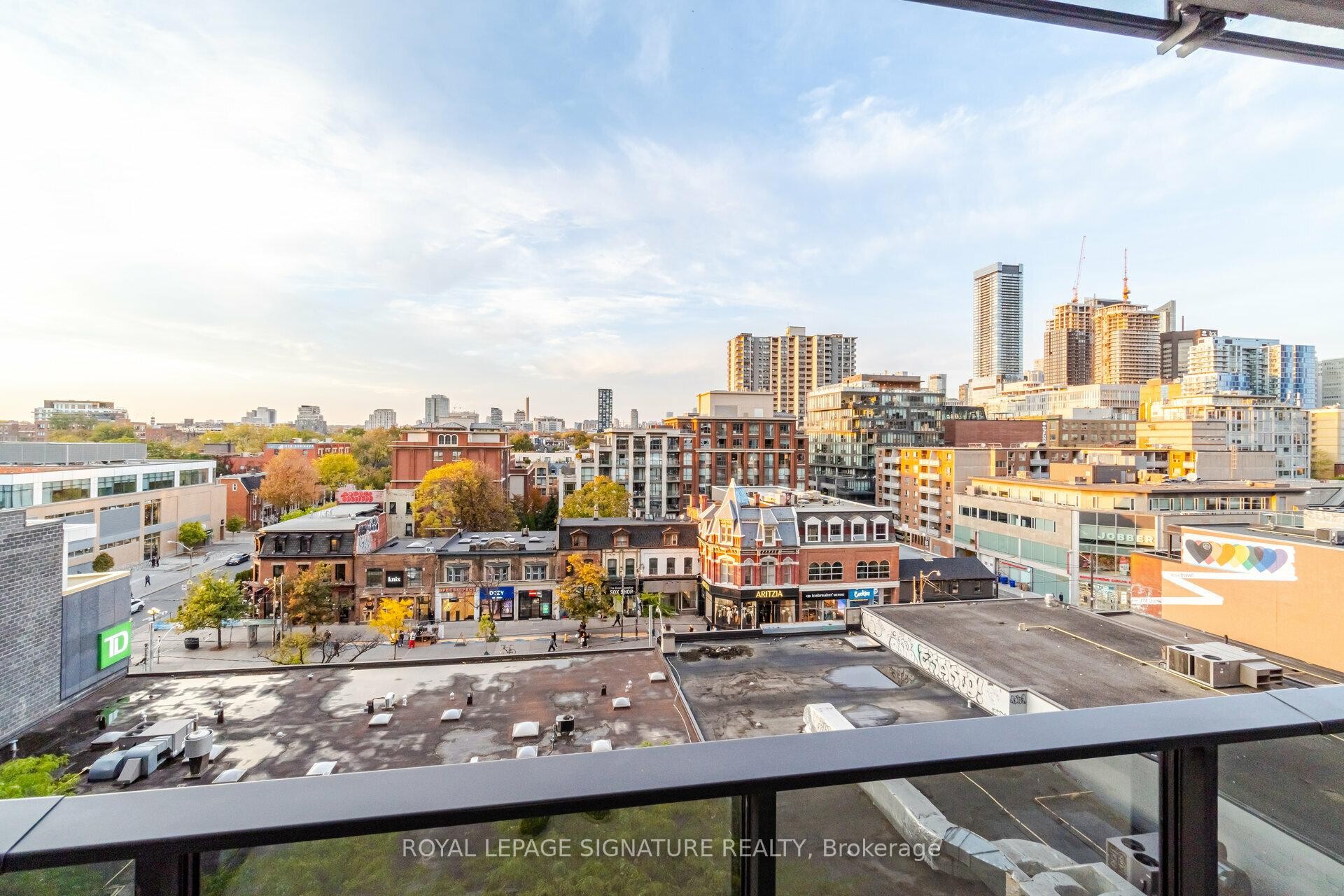 









330


Richmond

Street West, 811,
Toronto,




ON
M5V 1X2

