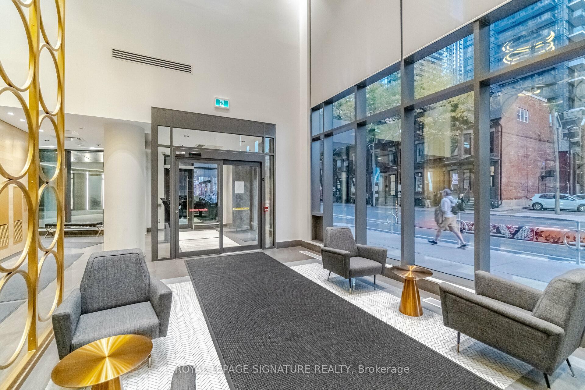 









330


Richmond

Street West, 811,
Toronto,




ON
M5V 1X2

