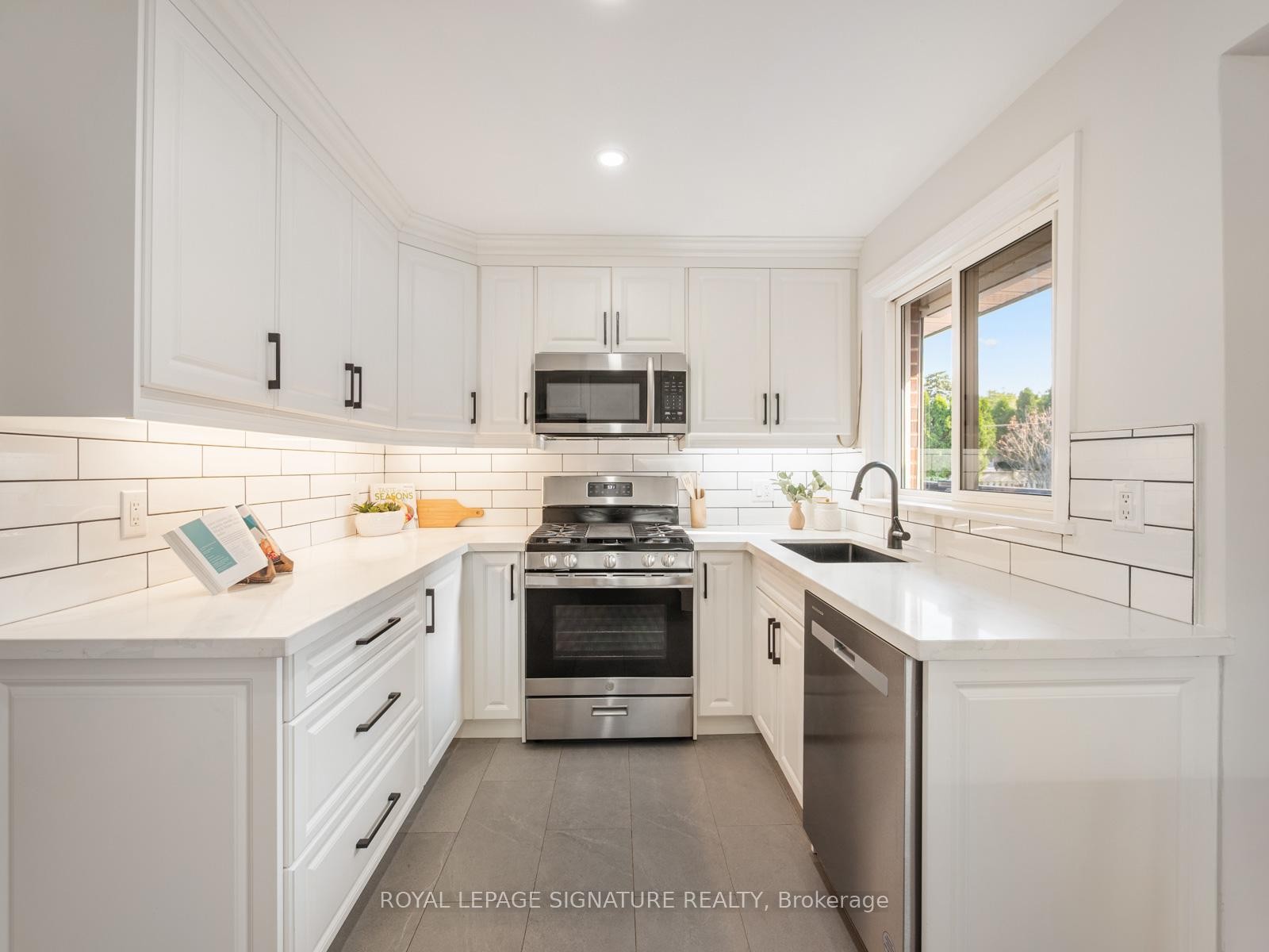 









31


Birchard

Street,
Toronto,




ON
M1T 1Z3

