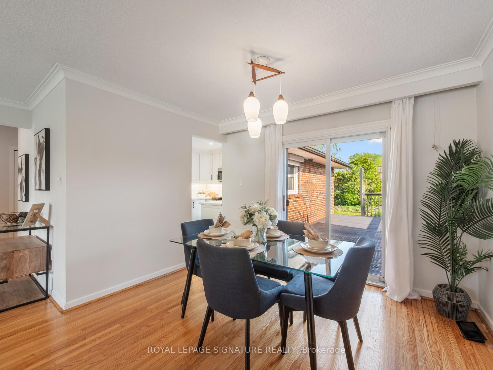 









31


Birchard

Street,
Toronto,




ON
M1T 1Z3

