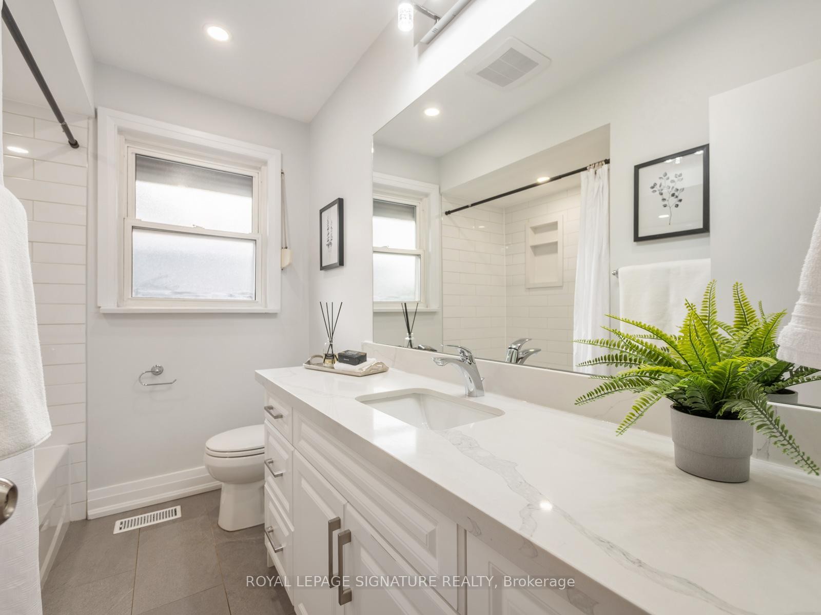 









31


Birchard

Street,
Toronto,




ON
M1T 1Z3

