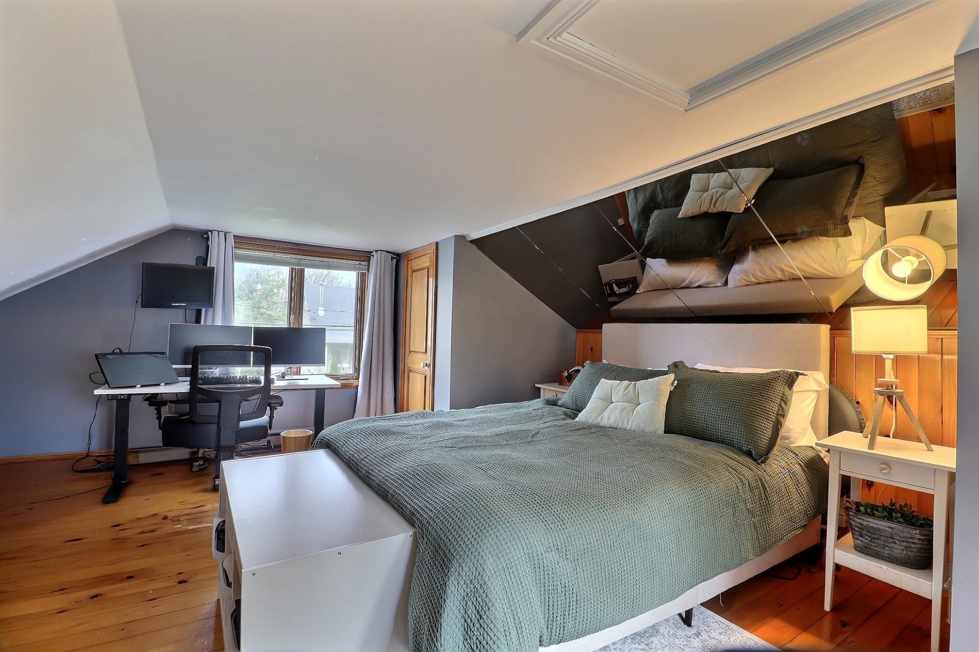 









6302


Rue des Wapitis

,
Québec (Charlesbourg),




QC
G1G1G4

