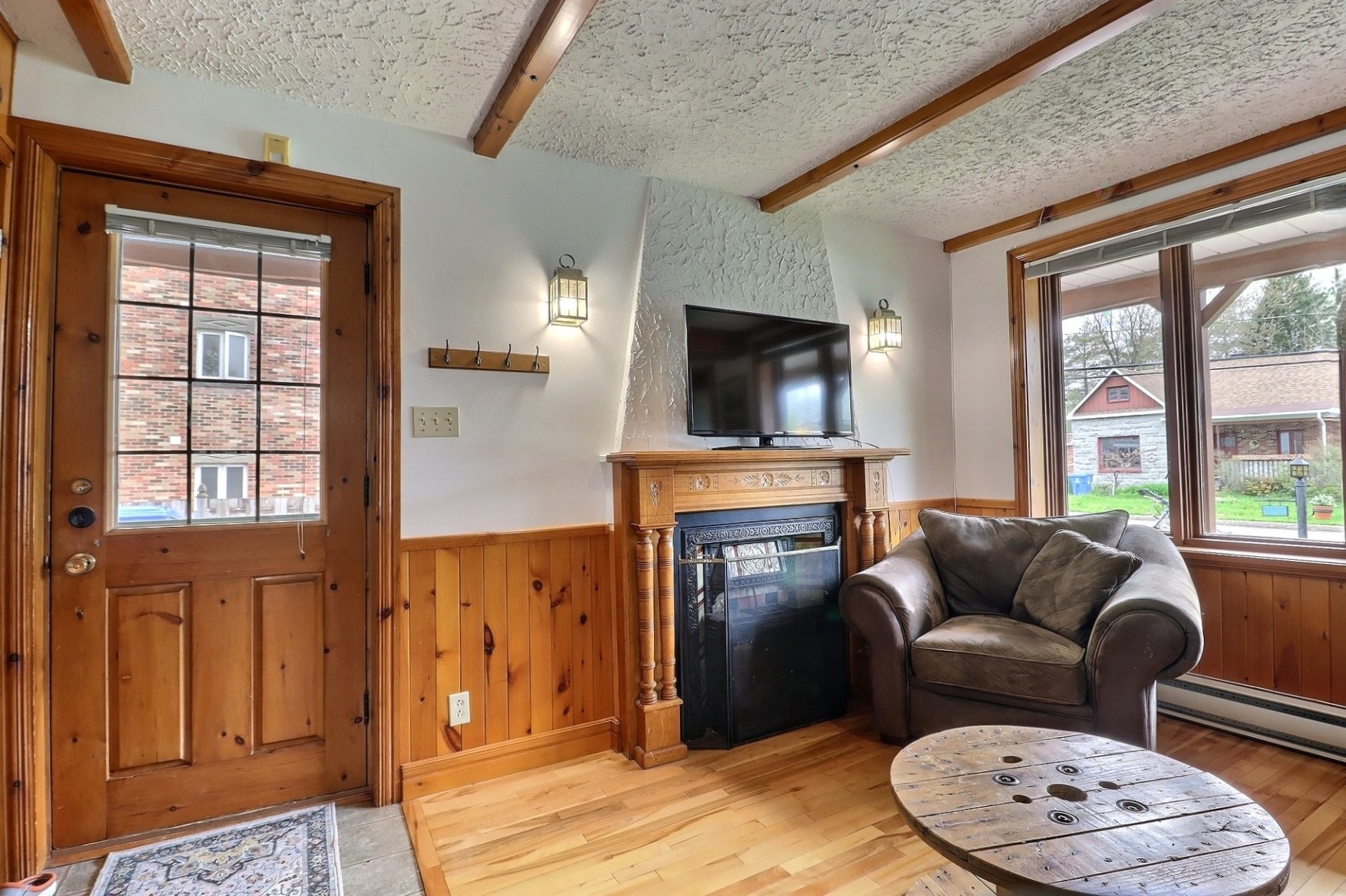 









6302


Rue des Wapitis

,
Québec (Charlesbourg),




QC
G1G1G4

