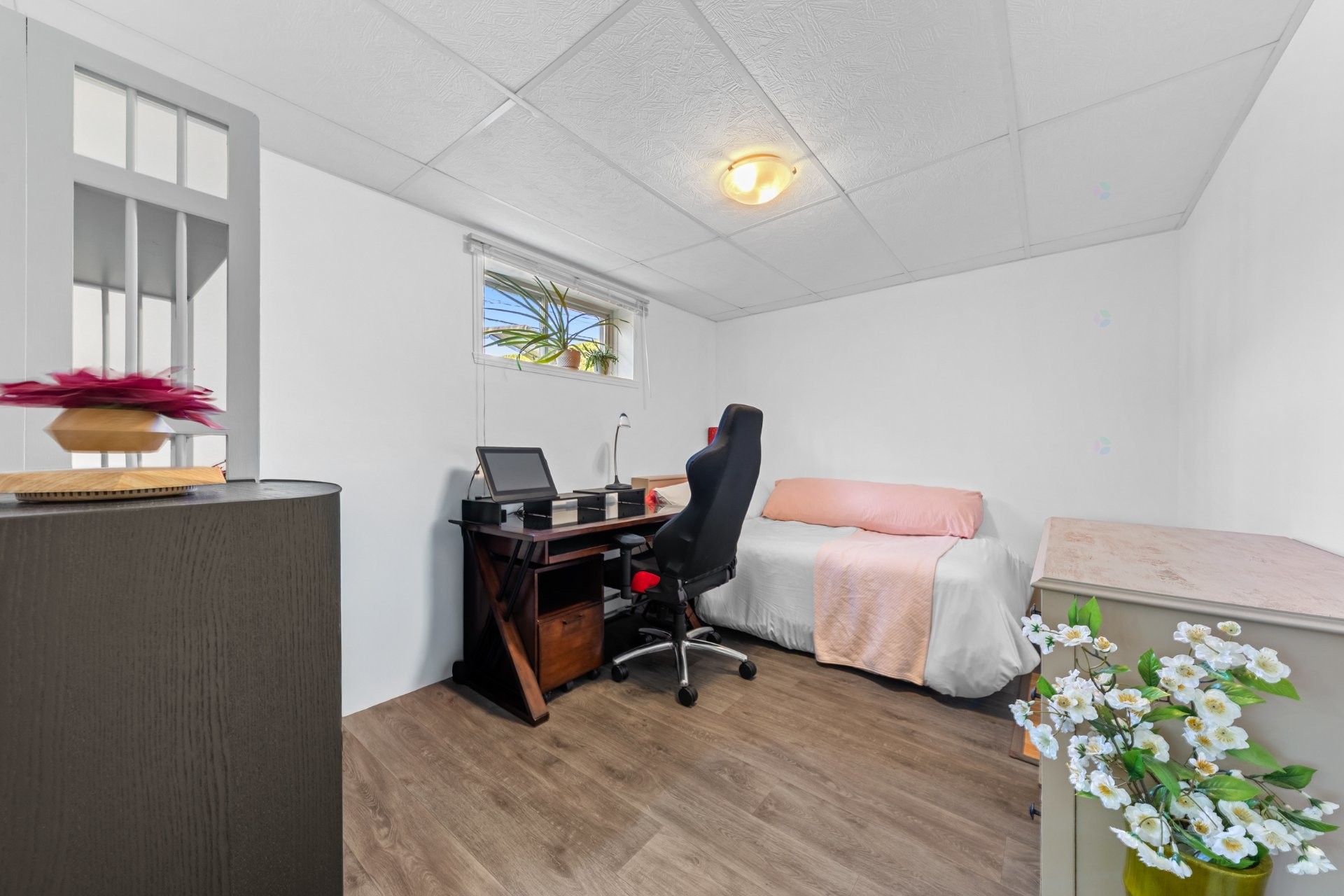 









37


Rue Pierre-Nolin

,
Saint-Jean-sur-Richelieu,




QC
J2W3A4

