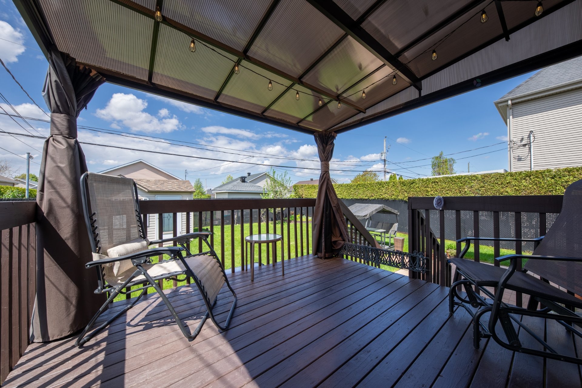 









37


Rue Pierre-Nolin

,
Saint-Jean-sur-Richelieu,




QC
J2W3A4

