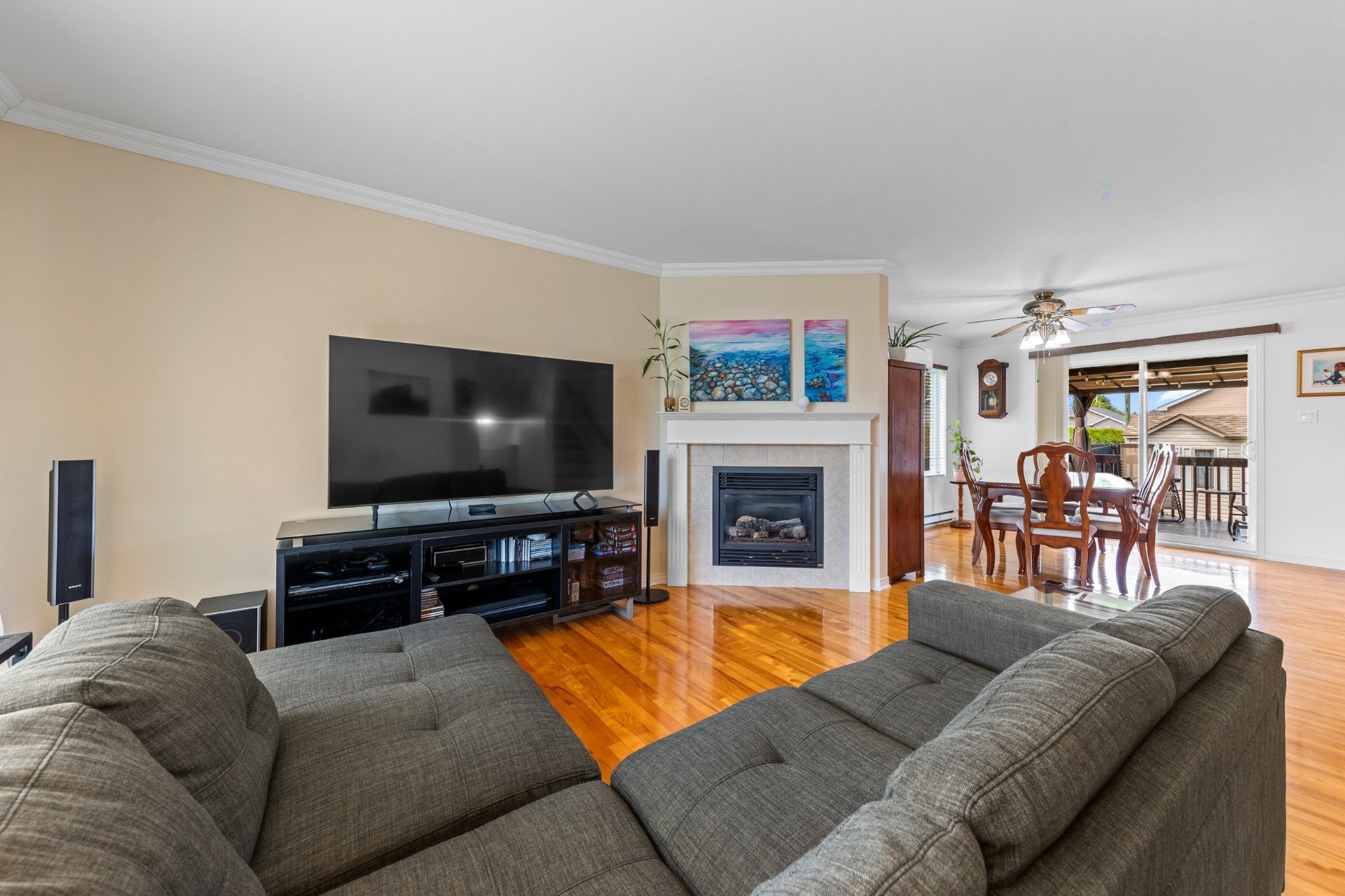 









37


Rue Pierre-Nolin

,
Saint-Jean-sur-Richelieu,




QC
J2W3A4

