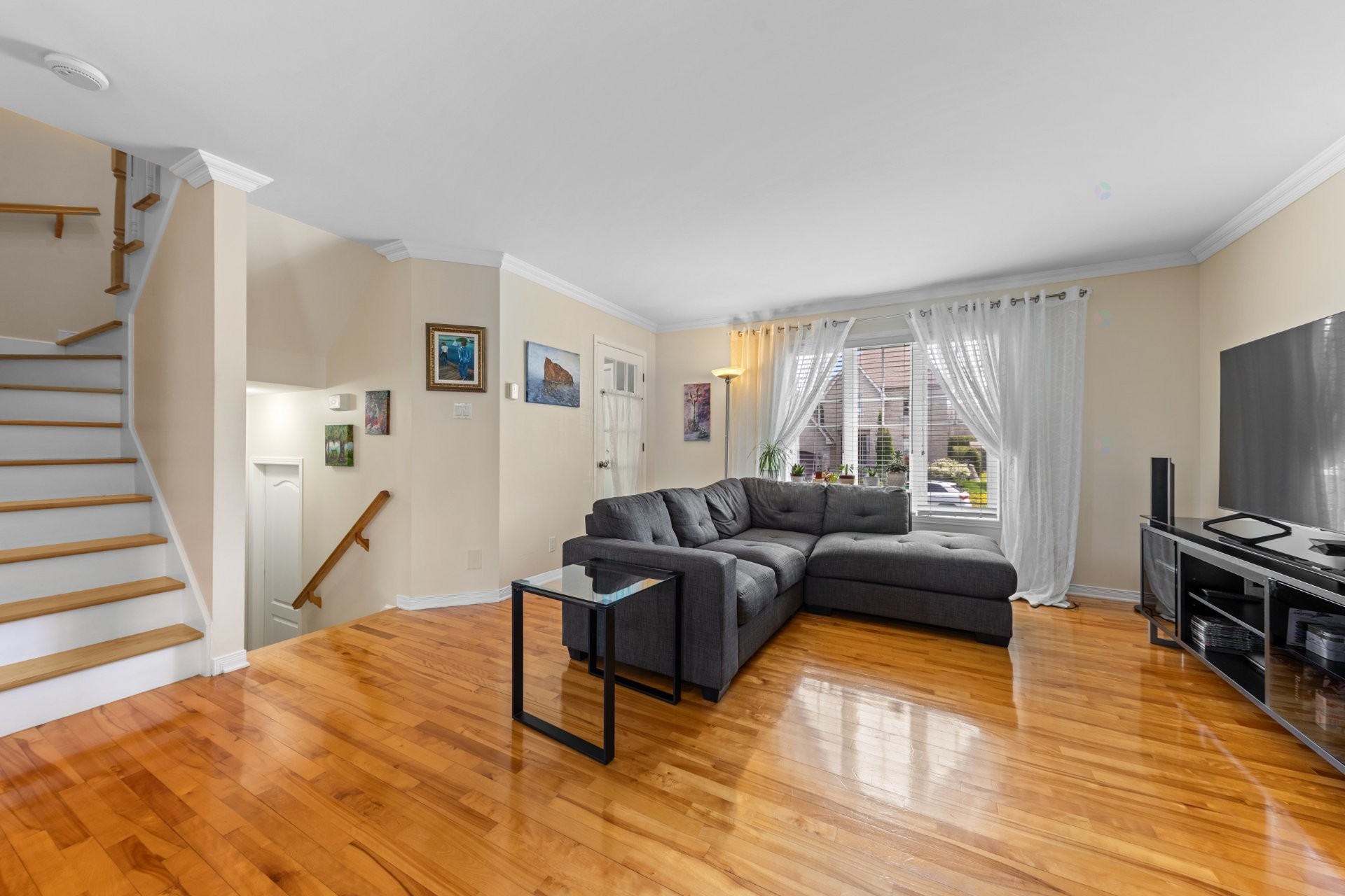 









37


Rue Pierre-Nolin

,
Saint-Jean-sur-Richelieu,




QC
J2W3A4

