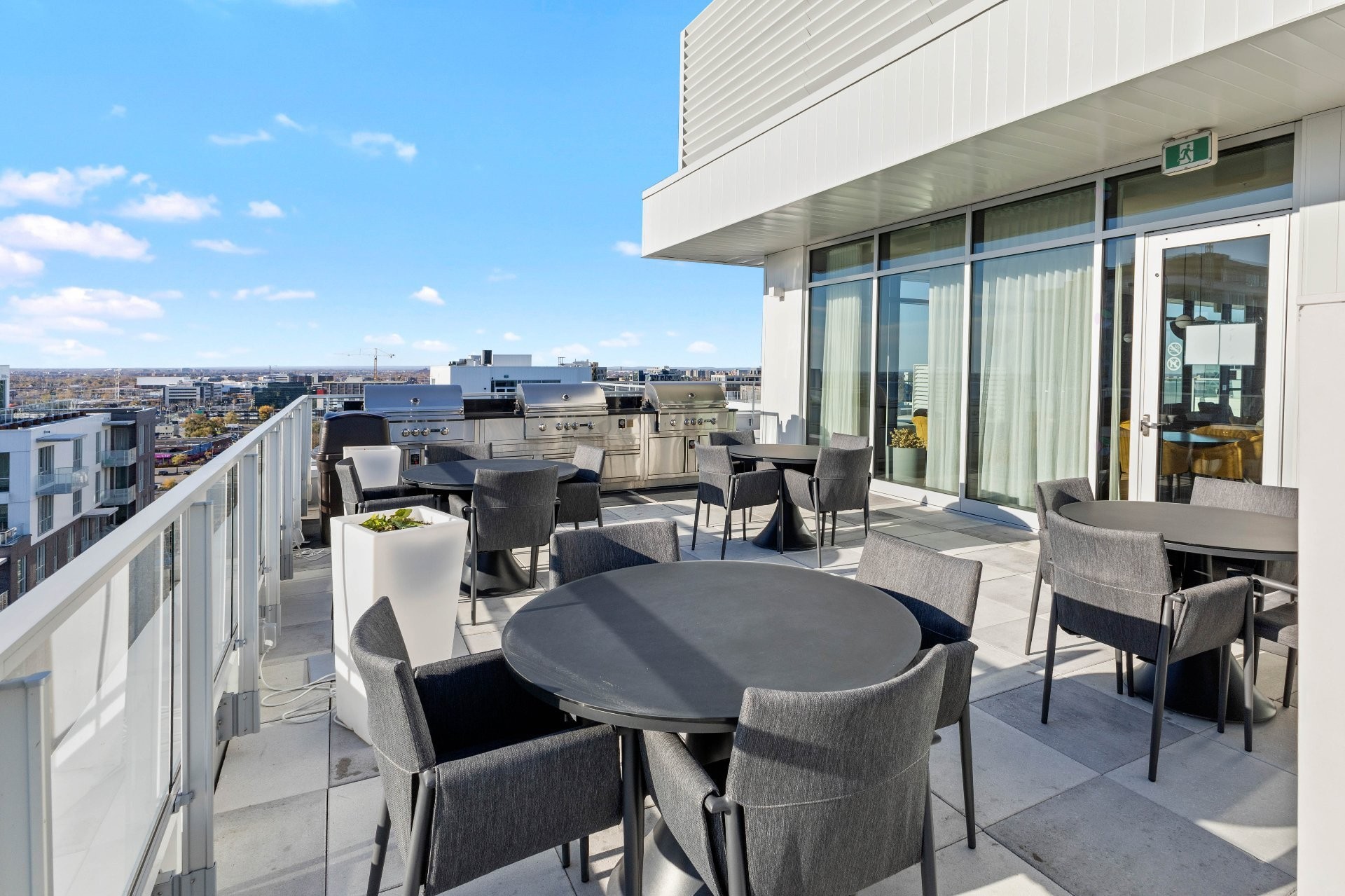 









5175


Rue MacKenzie

, 422,
Montréal (Côte-des-Neiges/Notre-Dame-de-Grâce),




QC
H3W0B3

