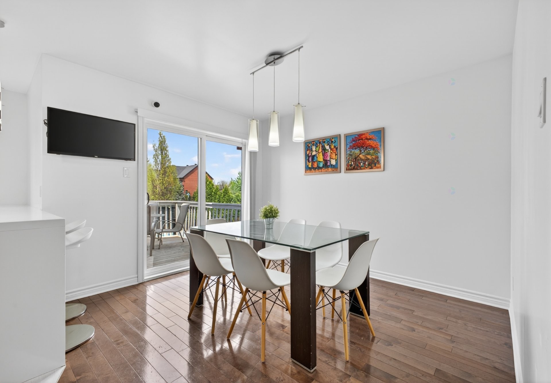 









3277


Rue des Monarques

,
Longueuil (Saint-Hubert),




QC
J3Y0G7

