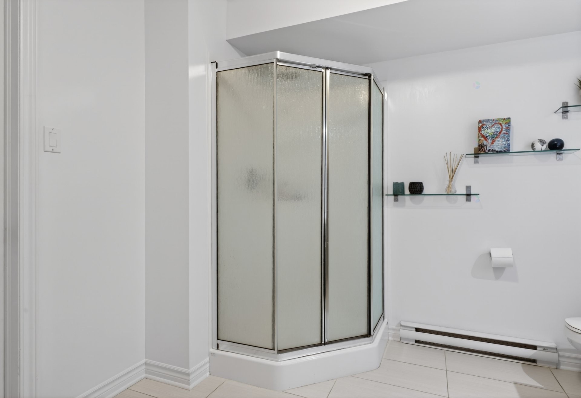 









3277


Rue des Monarques

,
Longueuil (Saint-Hubert),




QC
J3Y0G7

