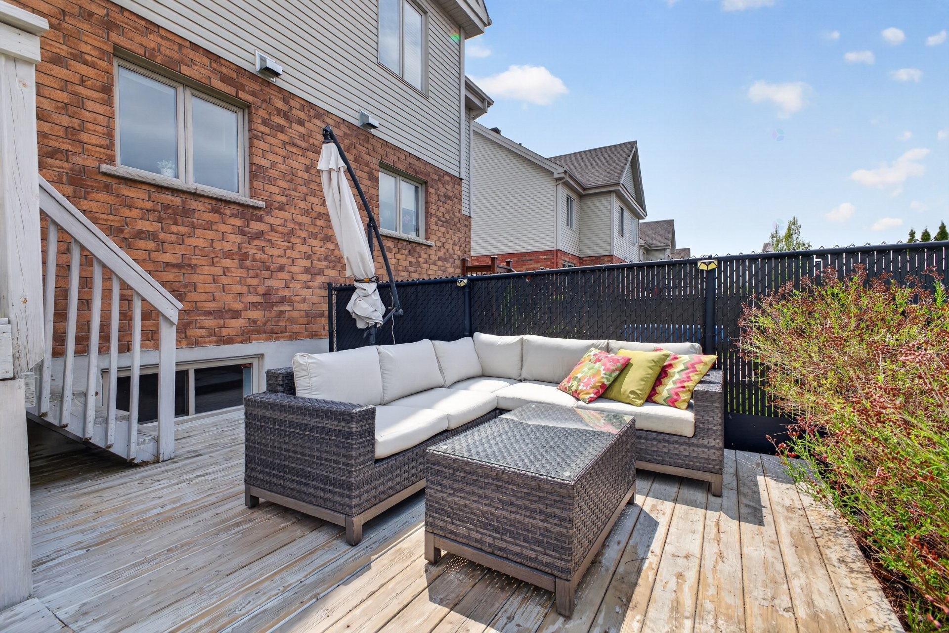 









3277


Rue des Monarques

,
Longueuil (Saint-Hubert),




QC
J3Y0G7

