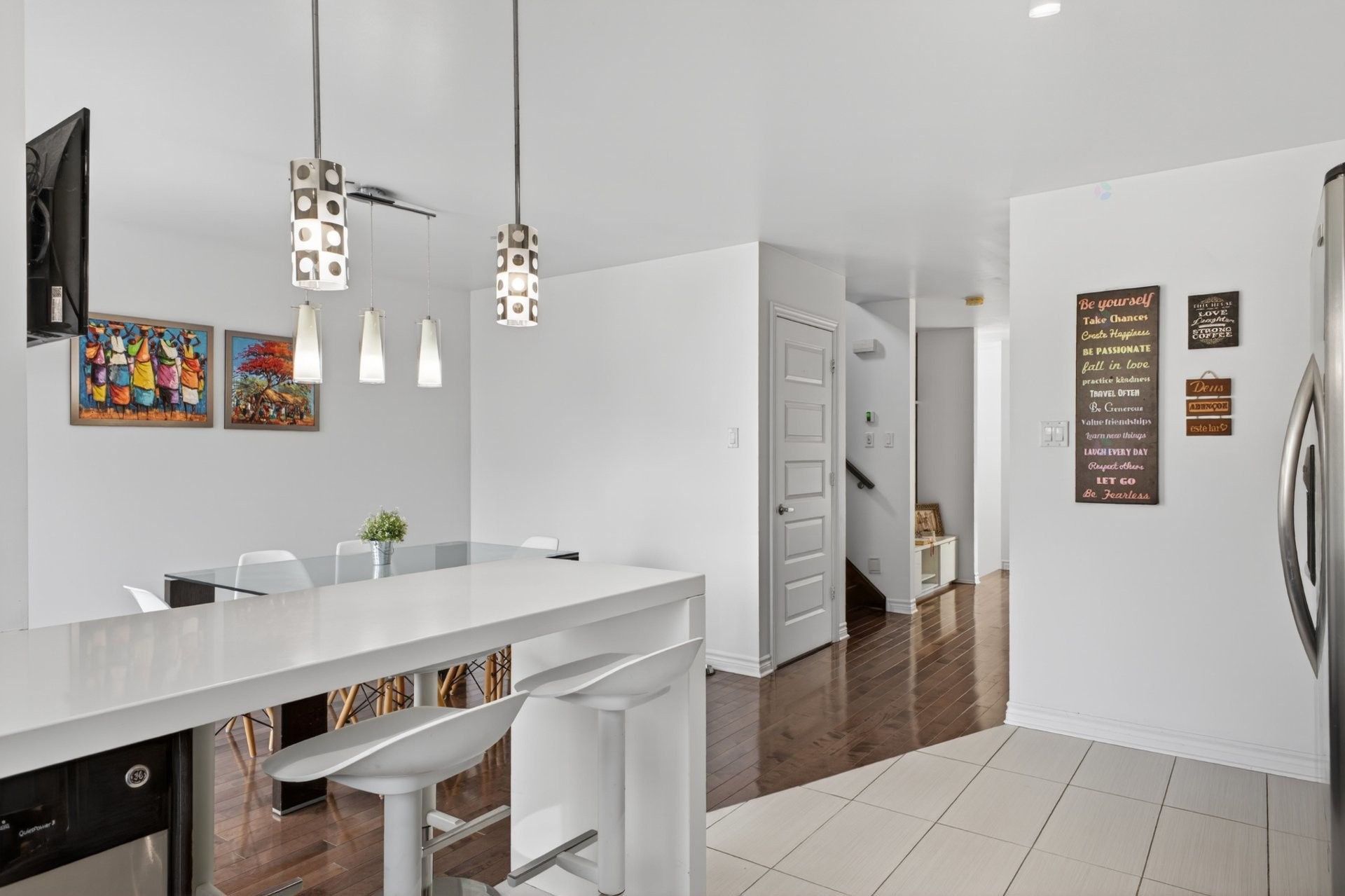 









3277


Rue des Monarques

,
Longueuil (Saint-Hubert),




QC
J3Y0G7

