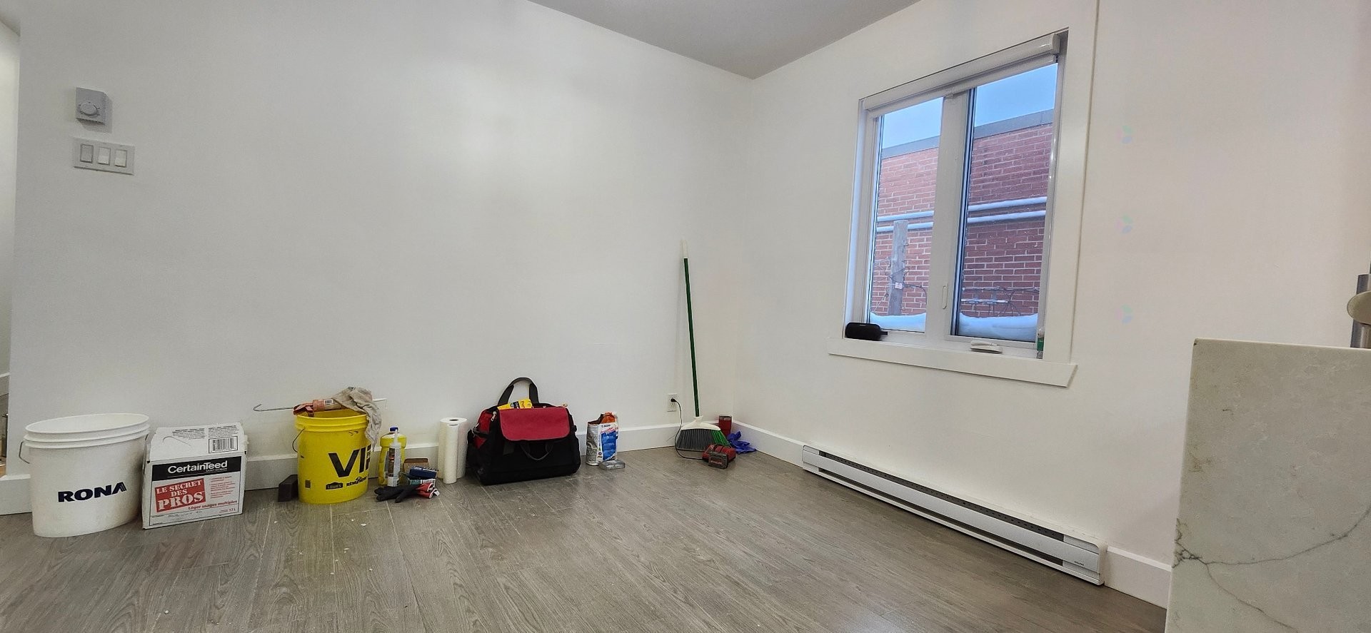 









2222


Rue Fleury E.

, 3,
Montréal (Ahuntsic-Cartierville),




QC
H2B1K4

