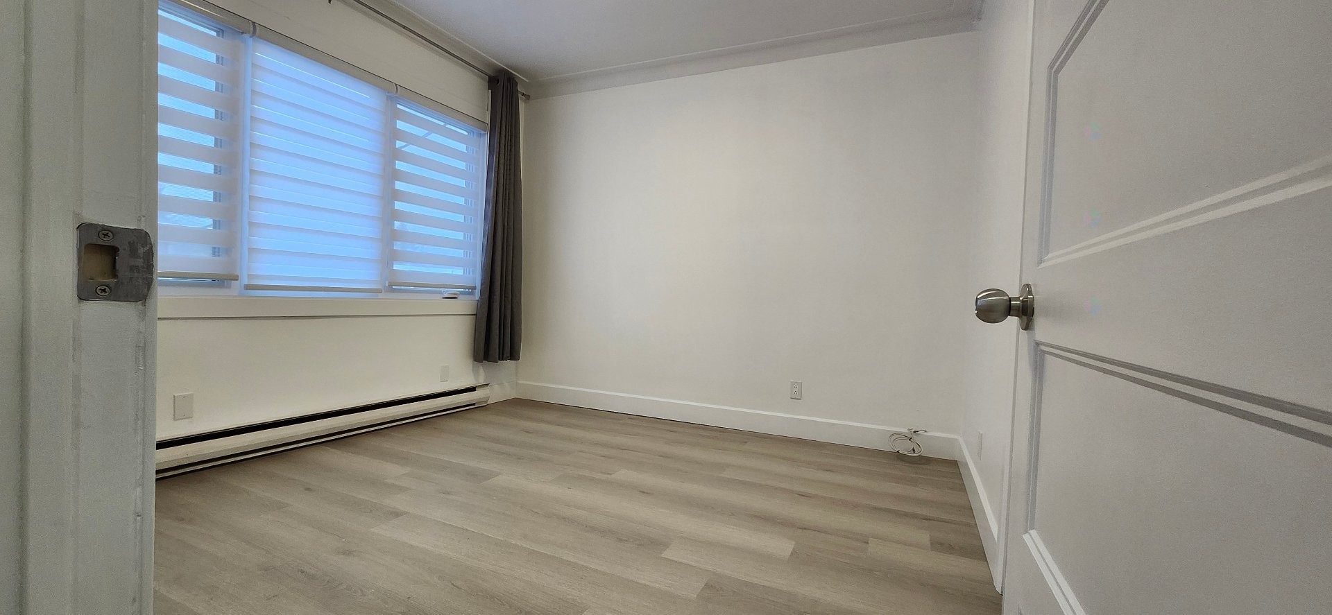 









2222


Rue Fleury E.

, 3,
Montréal (Ahuntsic-Cartierville),




QC
H2B1K4

