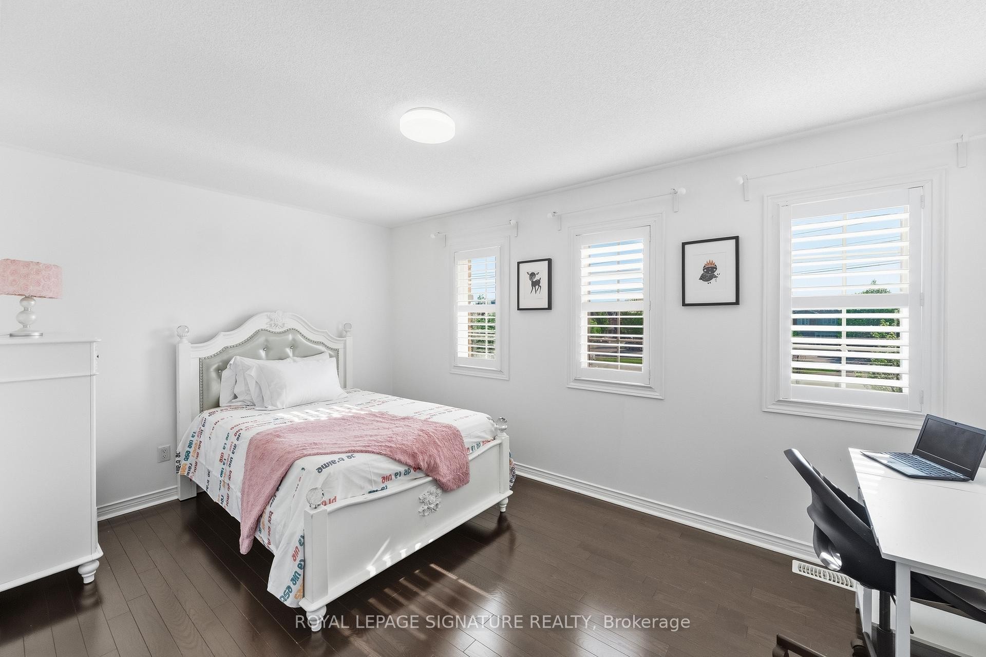 









44


Keith-Wright

Crescent,
Ajax,




ON
L1Z 0R1

