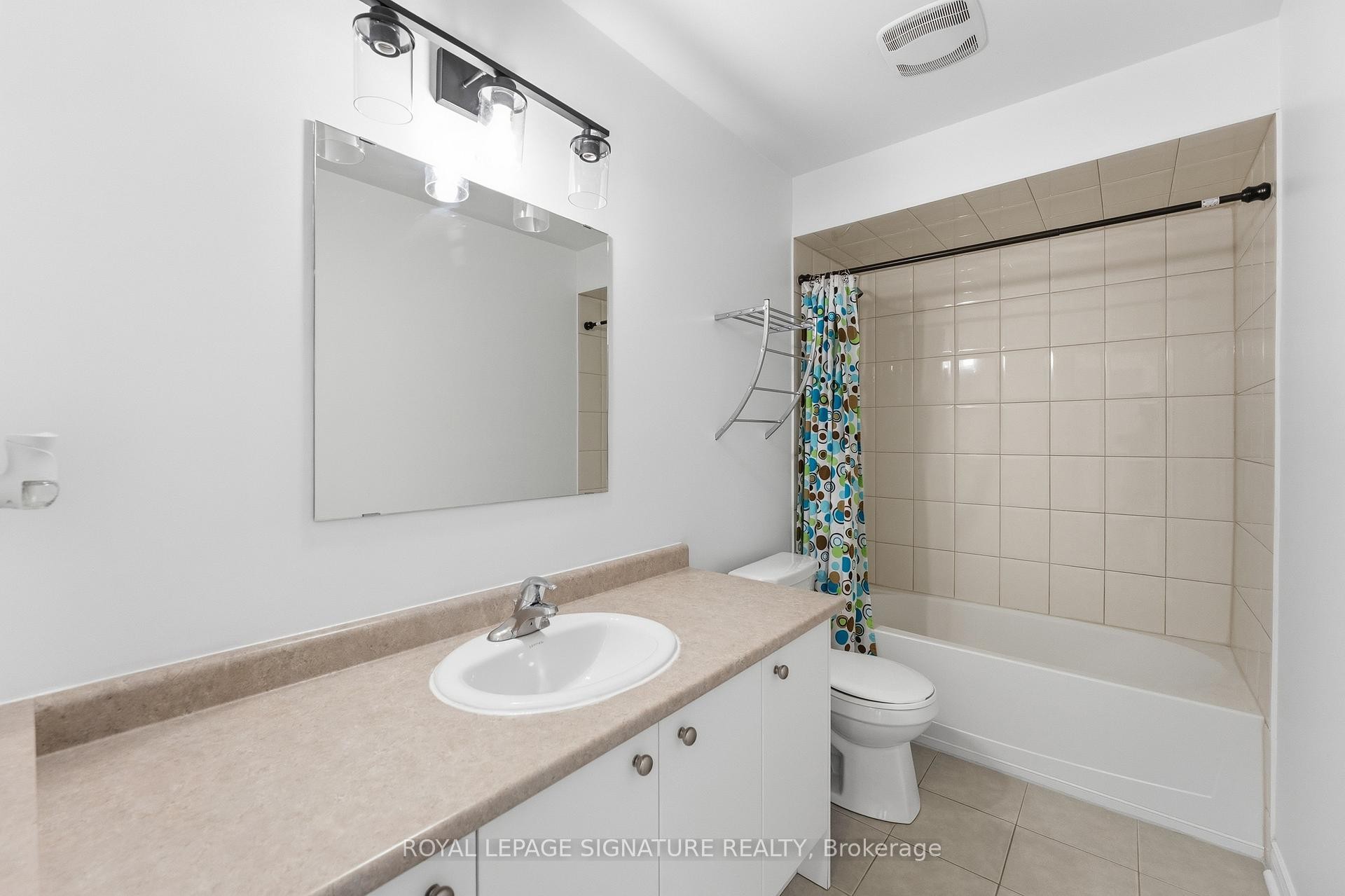 









44


Keith-Wright

Crescent,
Ajax,




ON
L1Z 0R1

