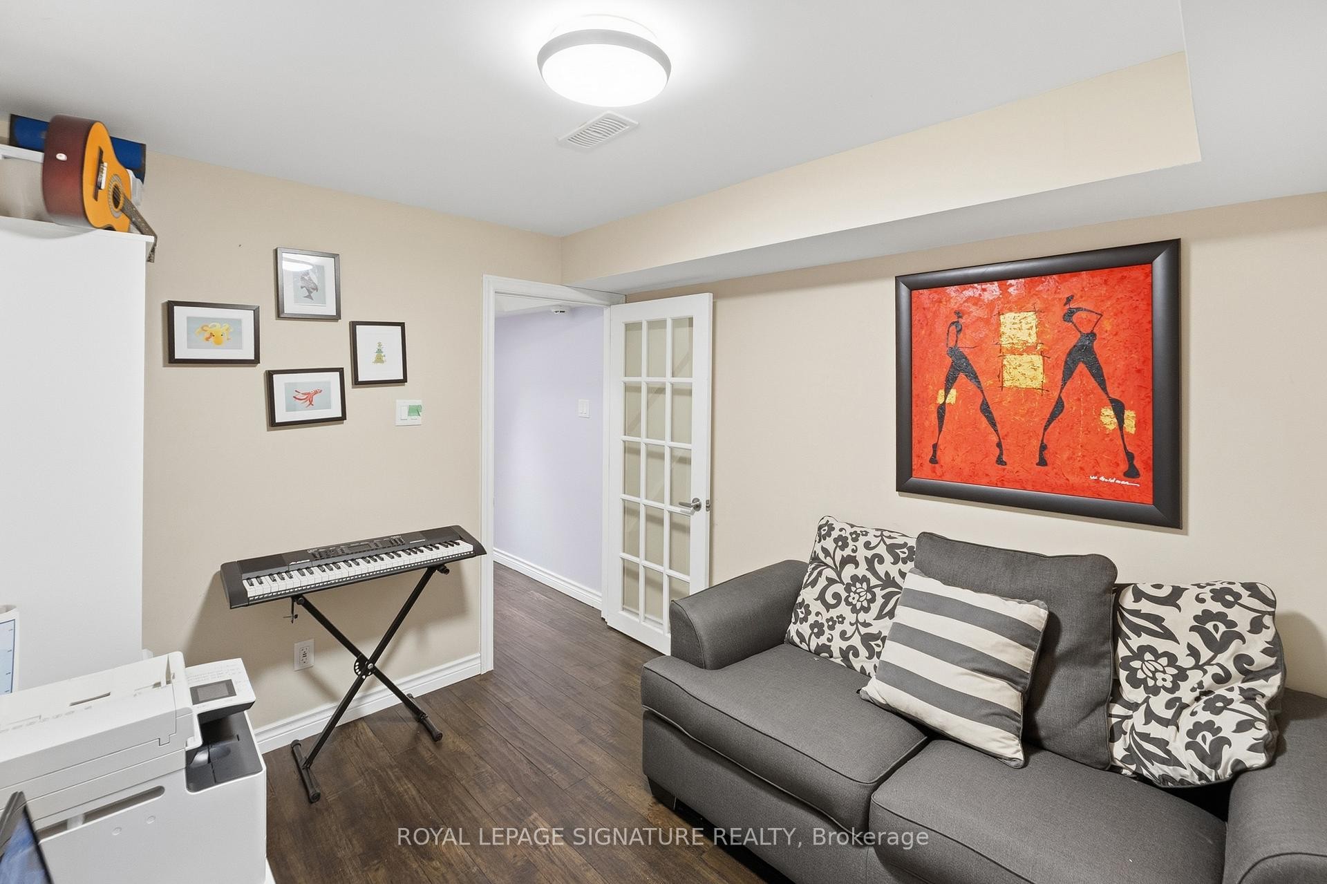 









44


Keith-Wright

Crescent,
Ajax,




ON
L1Z 0R1

