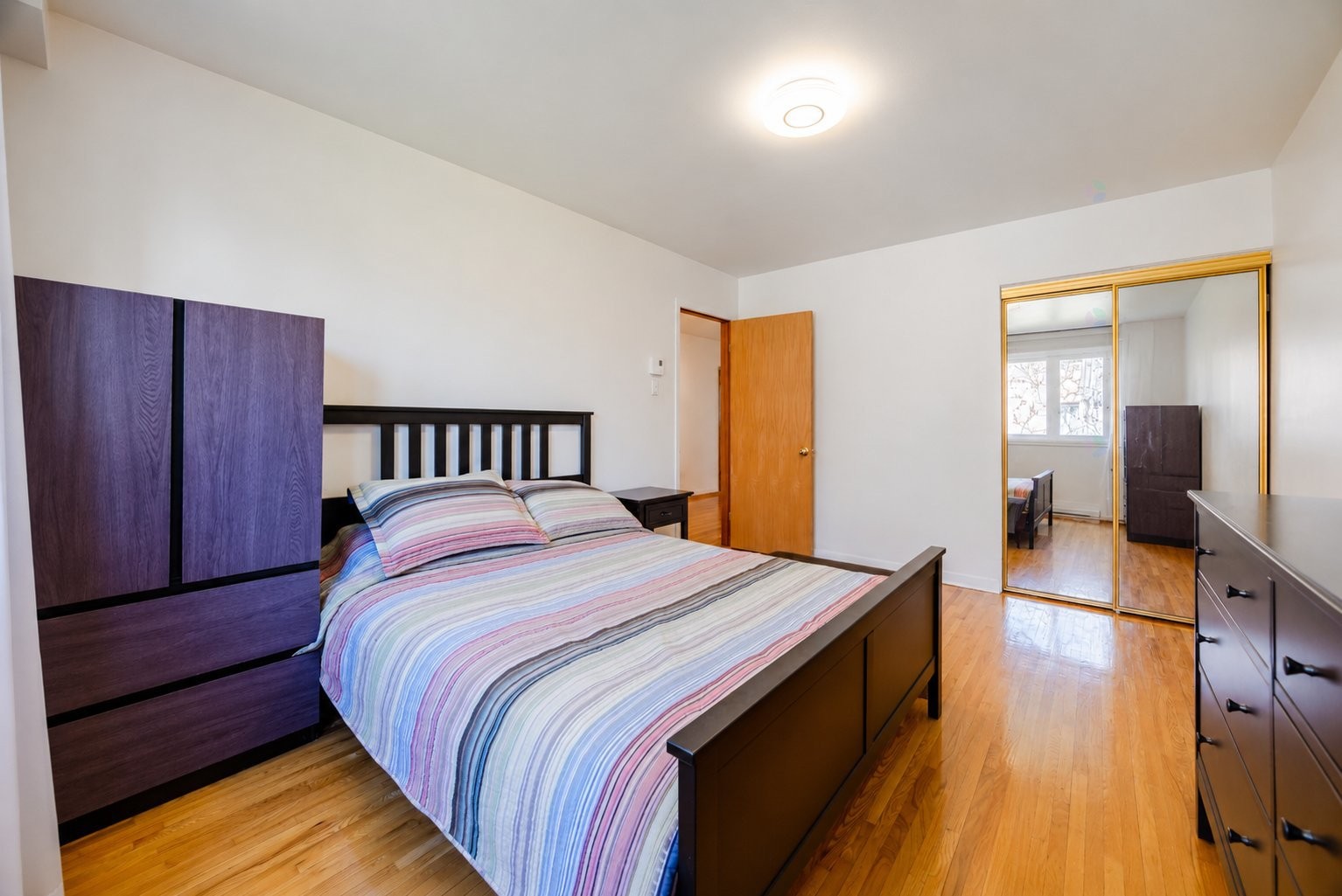 









8585

 - 8587


Rue Mance

,
Montréal (Saint-Léonard),




QC
H1R2K5

