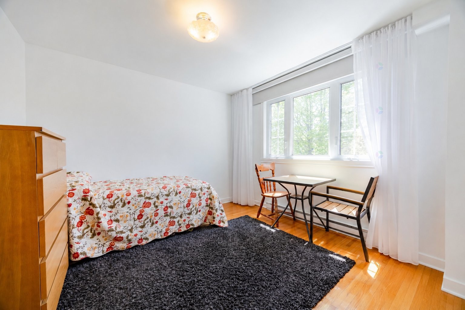 









8585

 - 8587


Rue Mance

,
Montréal (Saint-Léonard),




QC
H1R2K5

