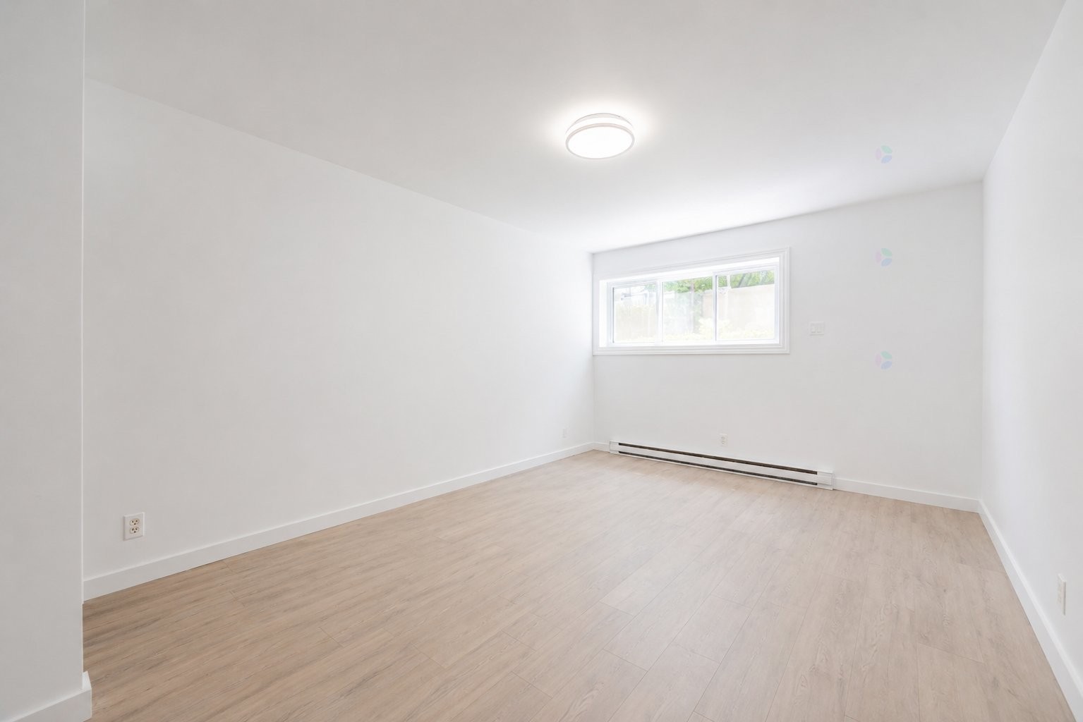 









8585

 - 8587


Rue Mance

,
Montréal (Saint-Léonard),




QC
H1R2K5

