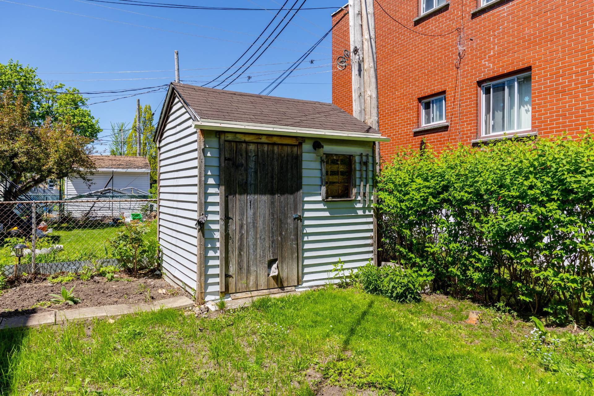 









8585

 - 8587


Rue Mance

,
Montréal (Saint-Léonard),




QC
H1R2K5

