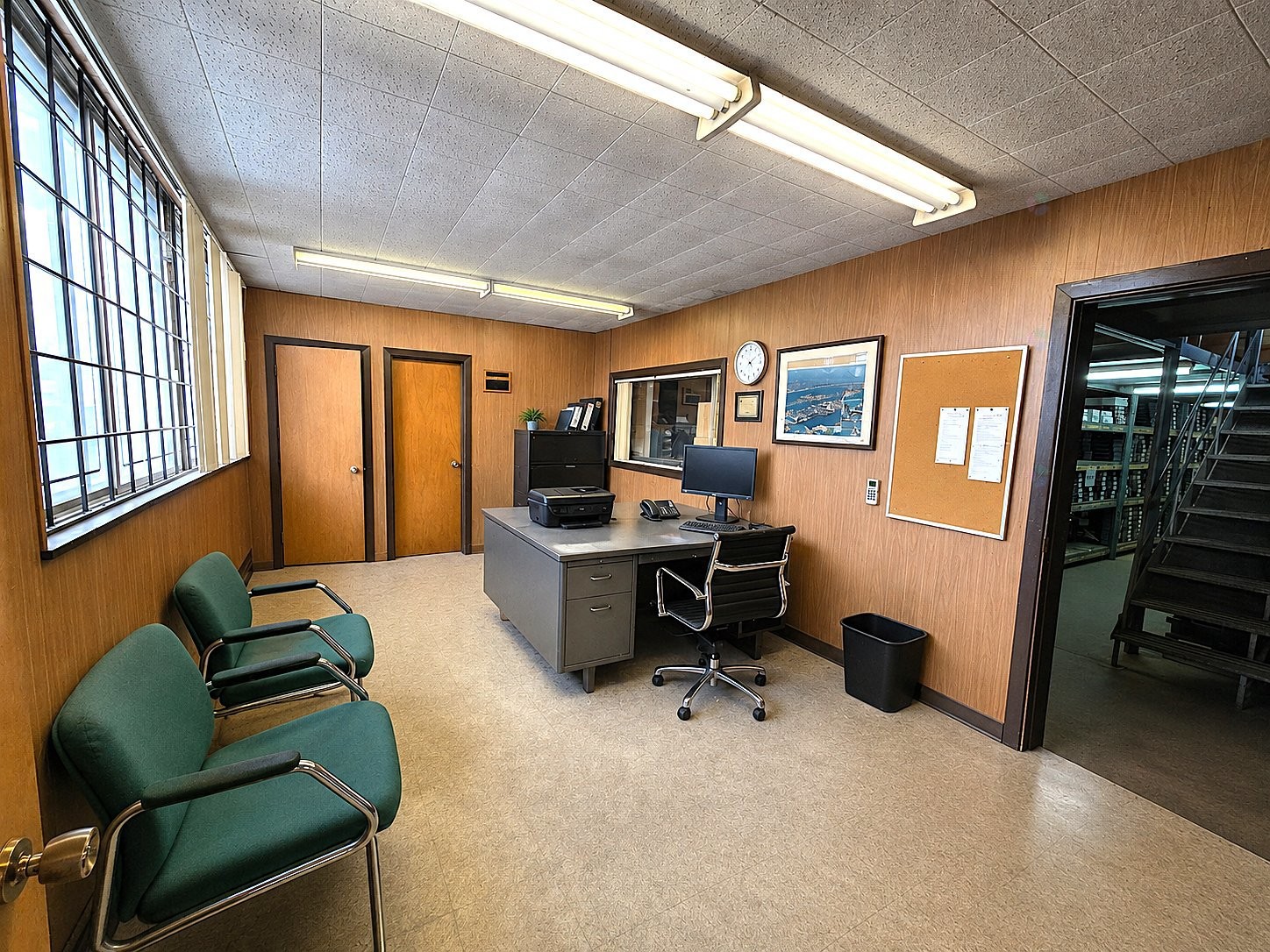 









2040


Av. Francis-Hughes

,
Laval (Chomedey),




QC
H7S1N4

