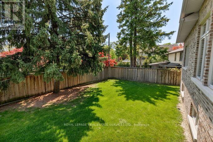 












47 TWYFORD ROAD

,
Toronto,




Ontario
M9A1W5

