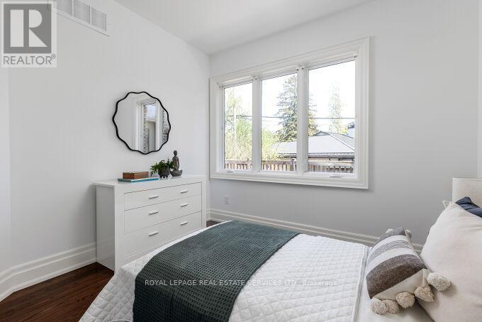 












47 TWYFORD ROAD

,
Toronto,




Ontario
M9A1W5

