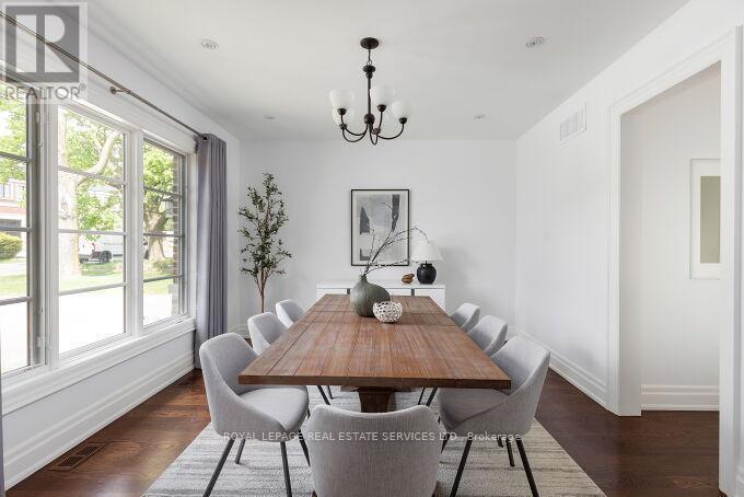 












47 TWYFORD ROAD

,
Toronto,




Ontario
M9A1W5

