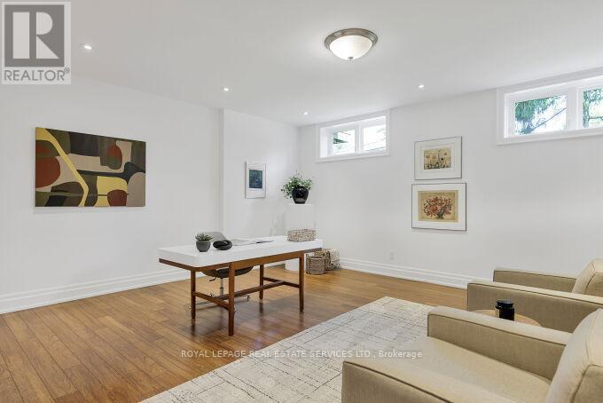 












47 TWYFORD ROAD

,
Toronto,




Ontario
M9A1W5

