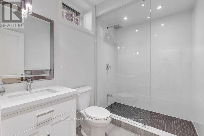 












47 TWYFORD ROAD

,
Toronto,




Ontario
M9A1W5

